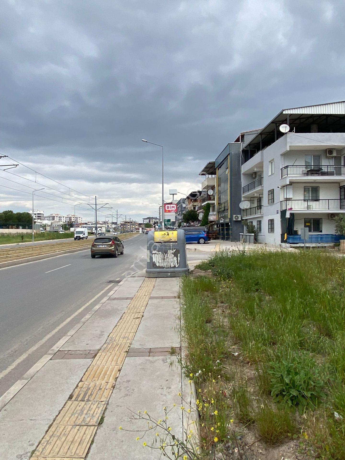 Çiğli Balatçık Tramvay Yoluna Sıfır Satılık Köşe Dükkan - Görsel 11