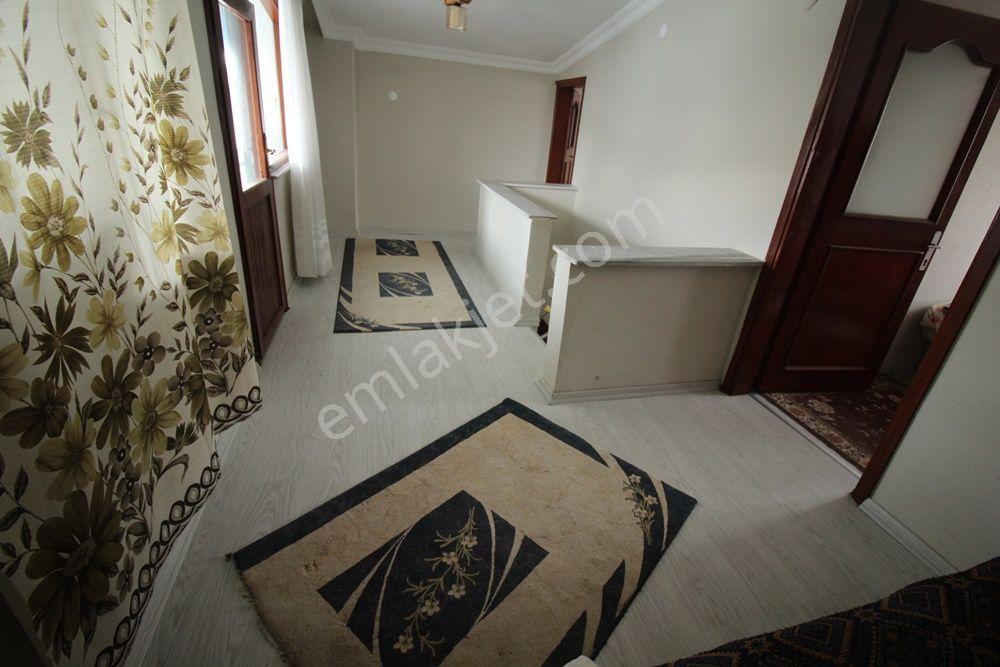 Yeniçiftlik Sahilde Deniz Manzaralı 3+1 Dubleks | Plaja 100 Metre | Sezonluk Kiralık - Görsel 7