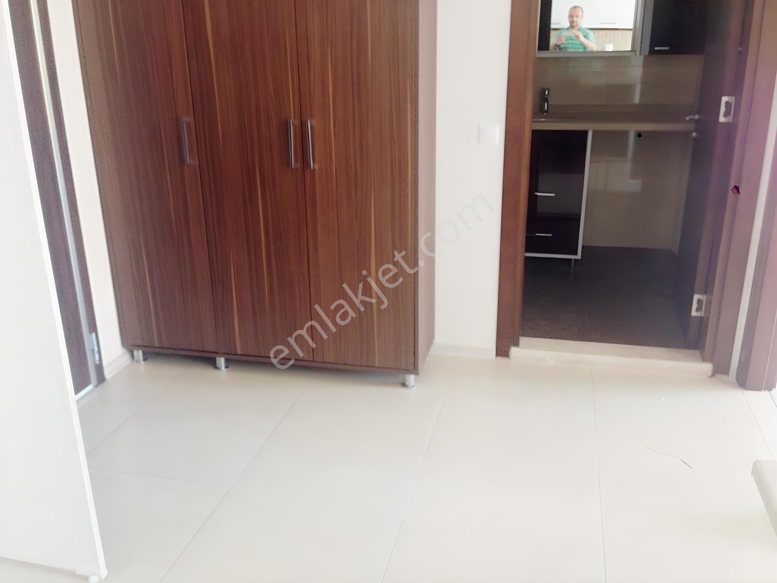 23 Nisan Mahallesi Sertepe Sitesinde Beyaz Eşyalı 1+1 Daire - Görsel 8