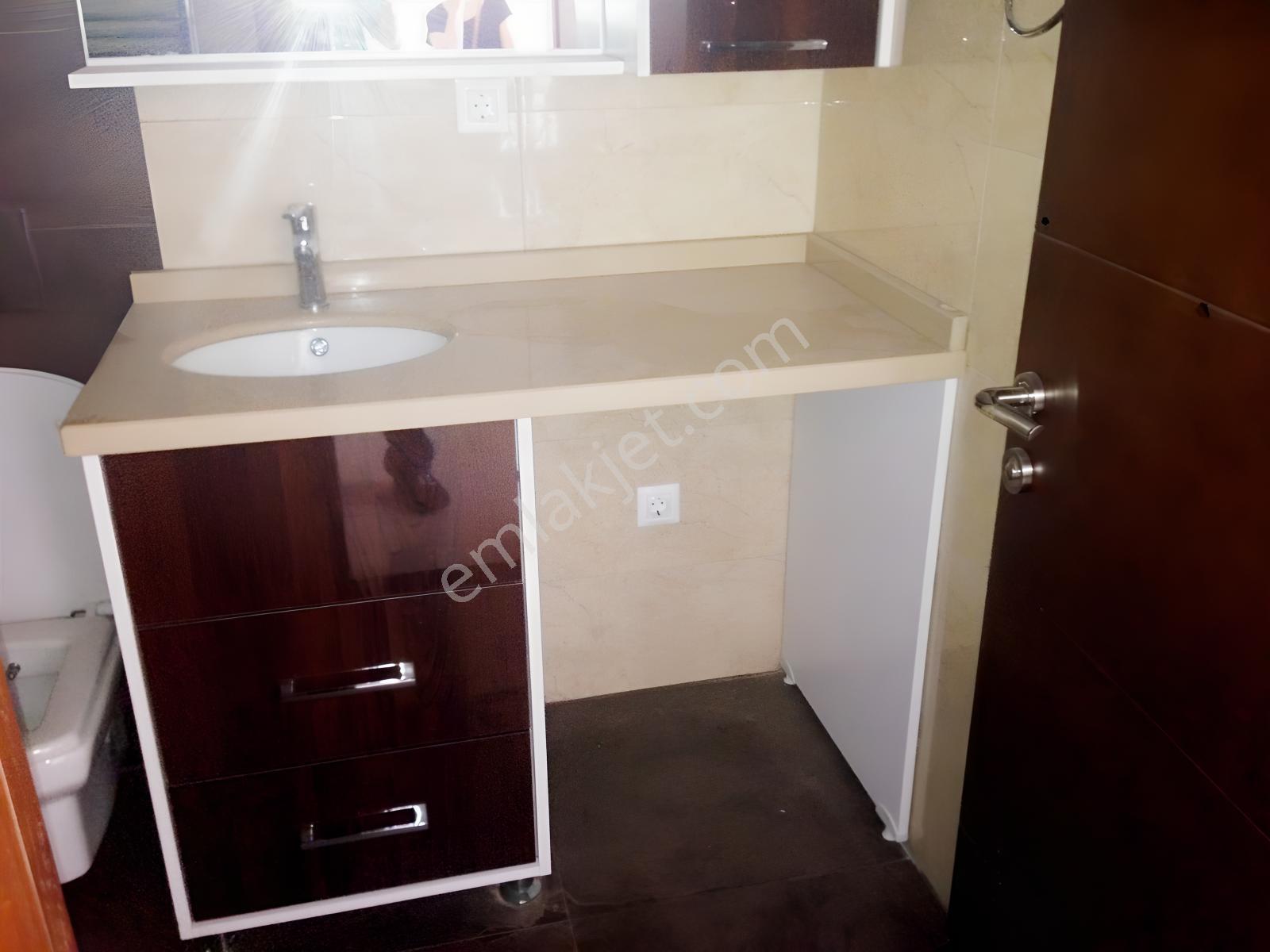 23 Nisan Mahallesi Sertepe Sitesinde Beyaz Eşyalı 1+1 Daire - Görsel 12