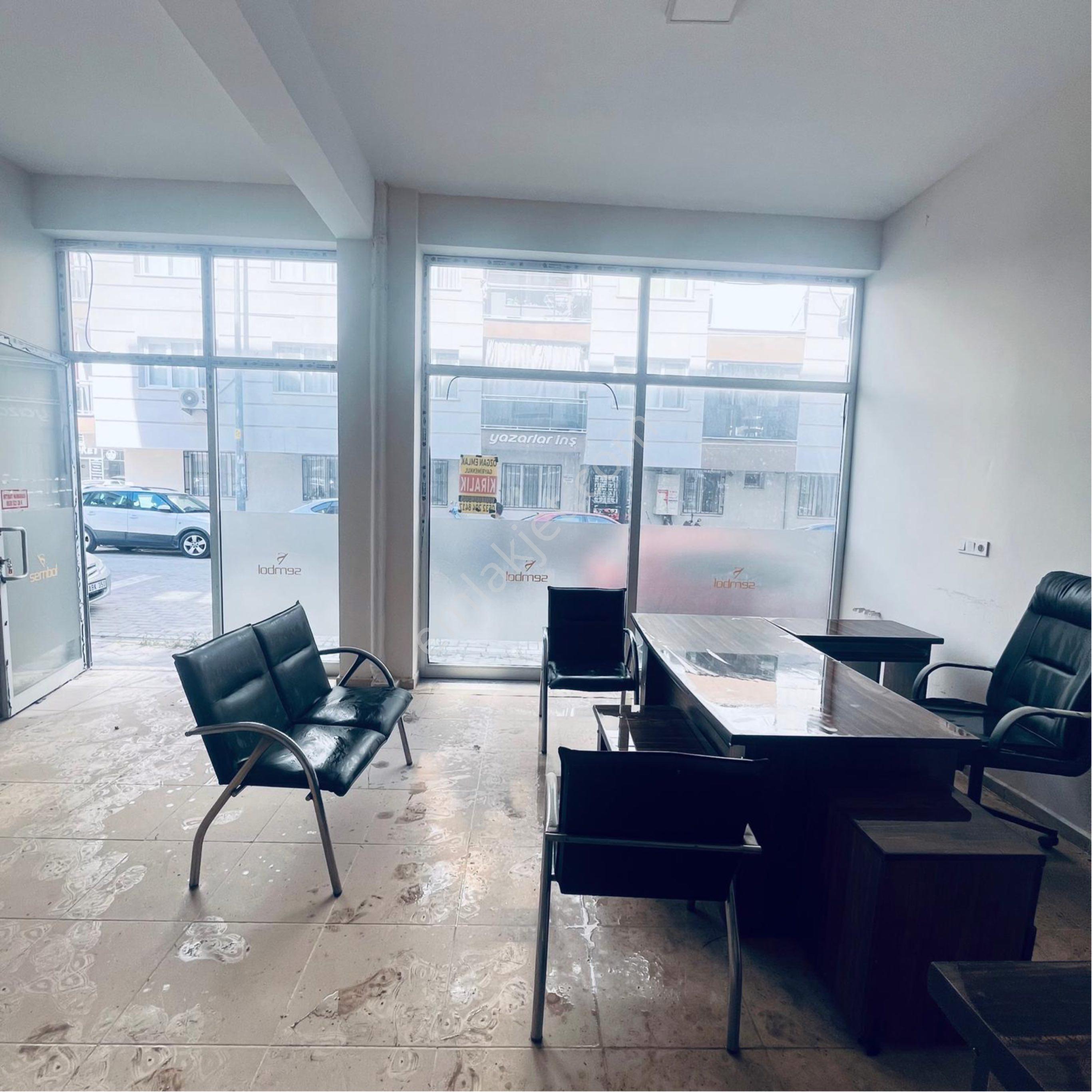 Manisa Muradiye Kiralık İşyeri Hedef Gayrimenkul Den
