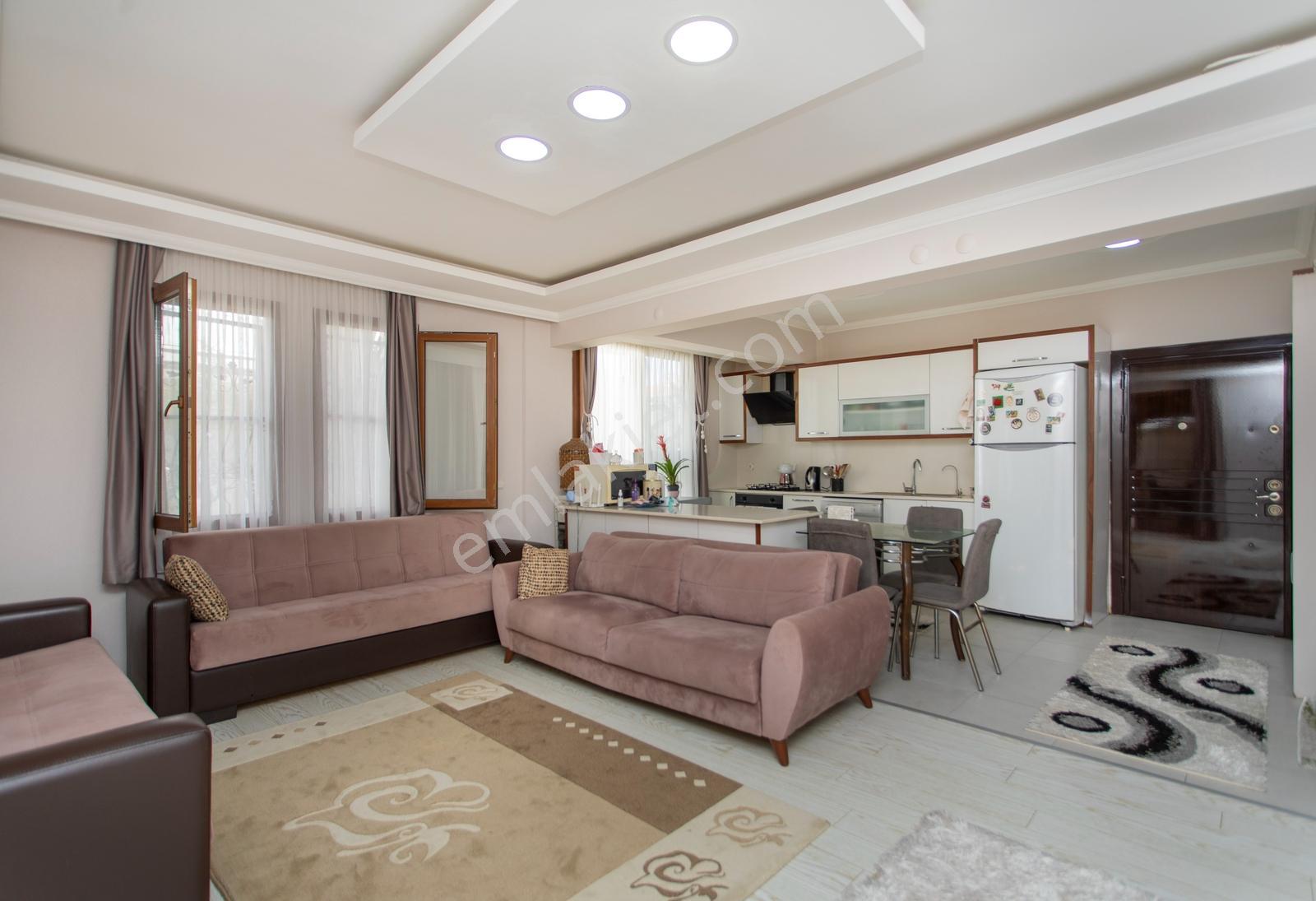 Foça Atatürk Mah. Site İçerisinde Kiralık 2+1 Full Eşyalı Daire - Görsel 30