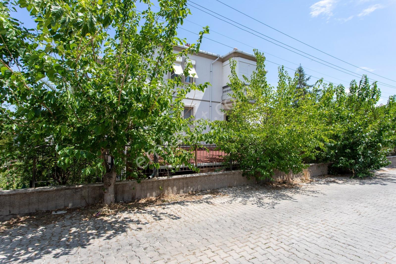 Foça Atatürk Mah. Site İçerisinde Kiralık 2+1 Full Eşyalı Daire - Görsel 28