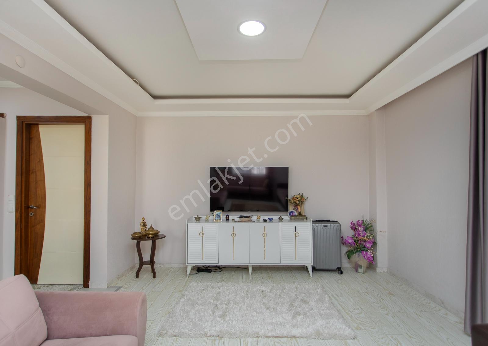 Foça Atatürk Mah. Site İçerisinde Kiralık 2+1 Full Eşyalı Daire - Görsel 29