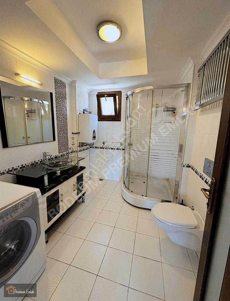 Bodrum Merkezde Kale Deniz Manzaralı 500 Mt2 Müstakil Köşe Villa - Görsel 16