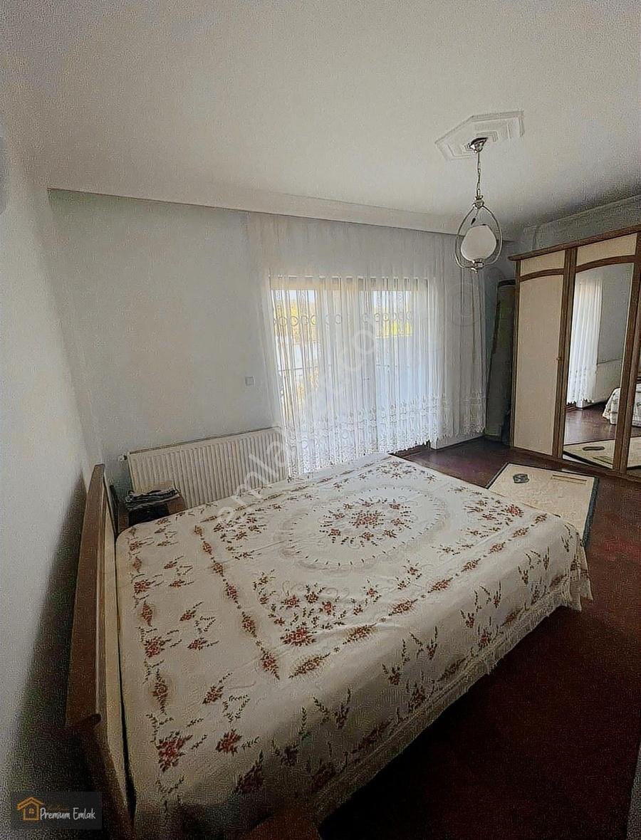 Bodrum Gölköyde 1350 Metre İçerisinde İskanlı 2 Villa 2 Dükkan - Görsel 8
