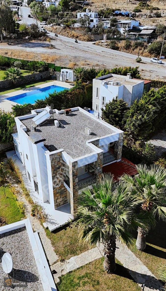 Bodrum Gölköyde 1350 Metre İçerisinde İskanlı 2 Villa 2 Dükkan - Görsel 15