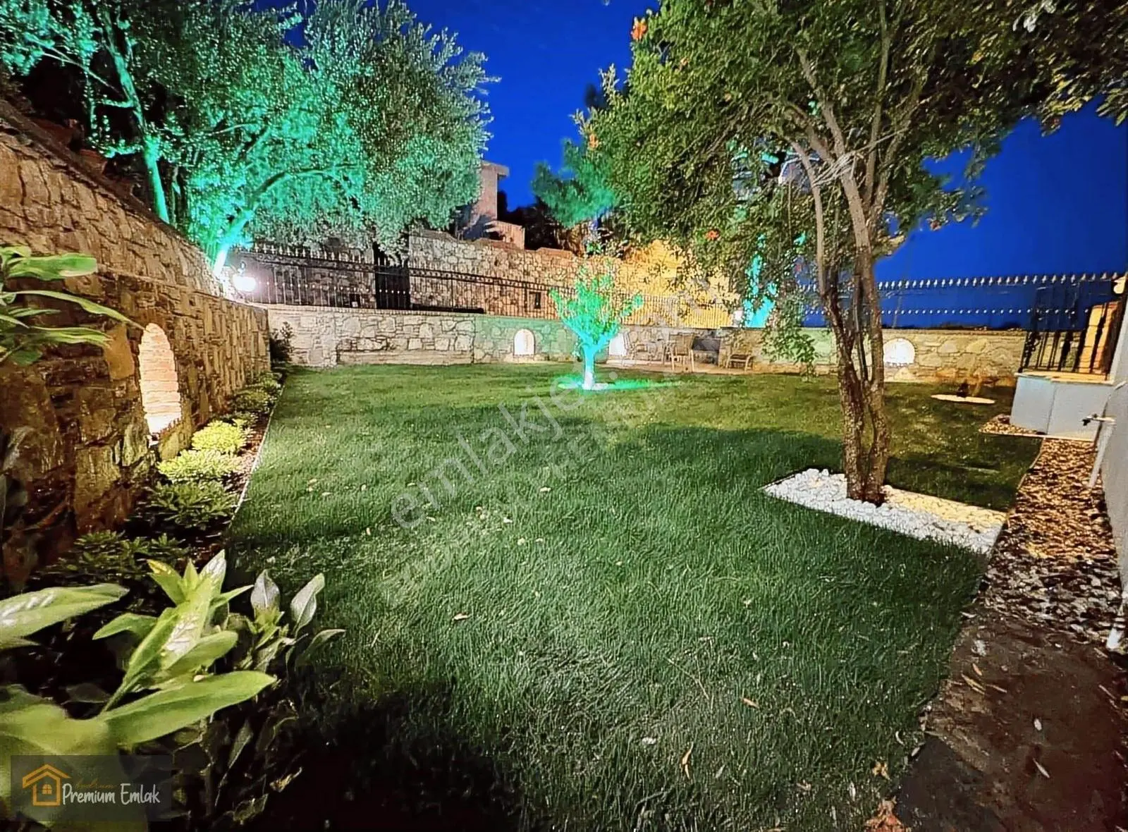 Bodrum Merkez' De 400 Mt2 İçinde 3+1 Müstaki Bahçeli Lüks Daire. - Görsel 24