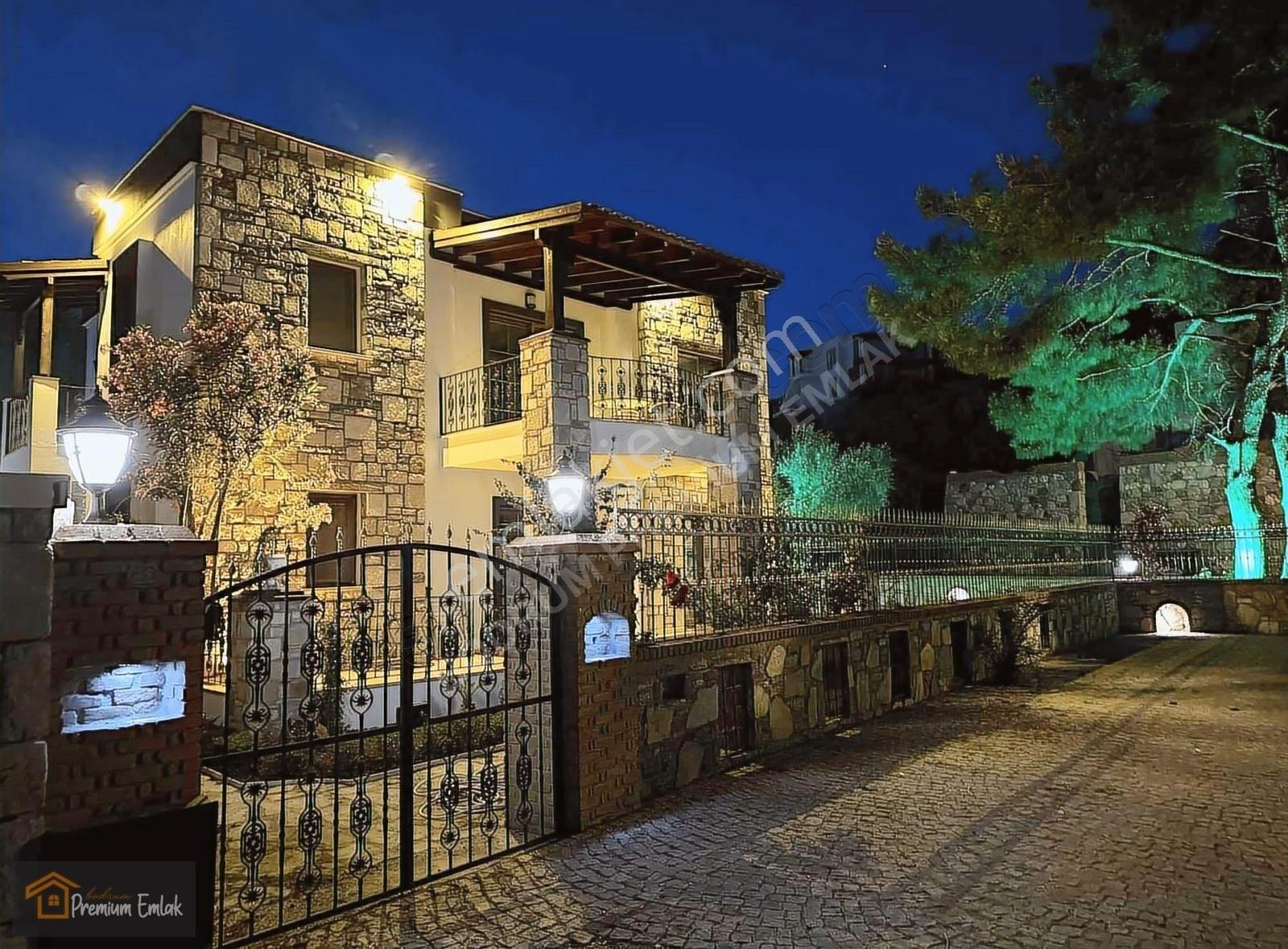 Bodrum Merkez' De 400 Mt2 İçinde 3+1 Müstaki Bahçeli Lüks Daire. - Görsel 26