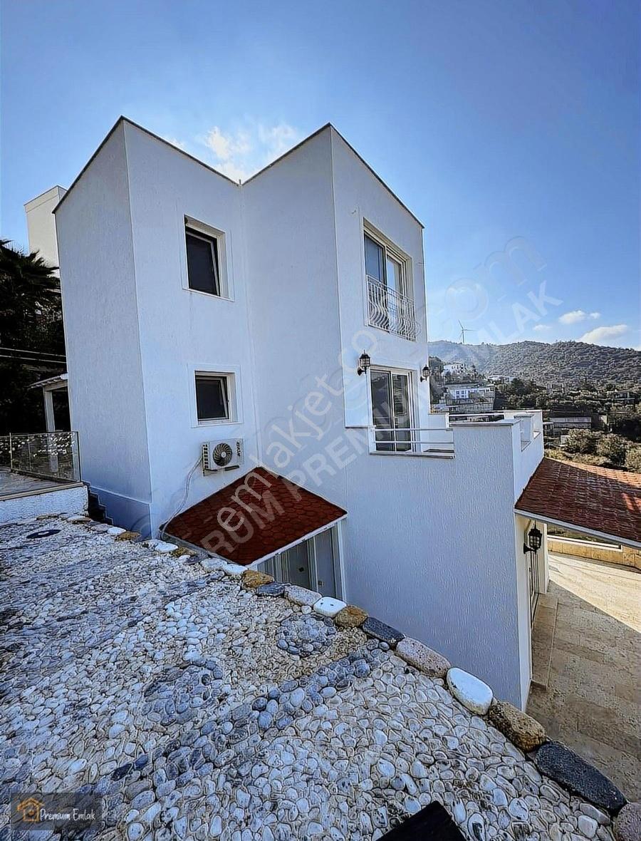 Bodrum Yalıkavak'ta Muhteşem Manzaralı Müstakil Villa - Görsel 23