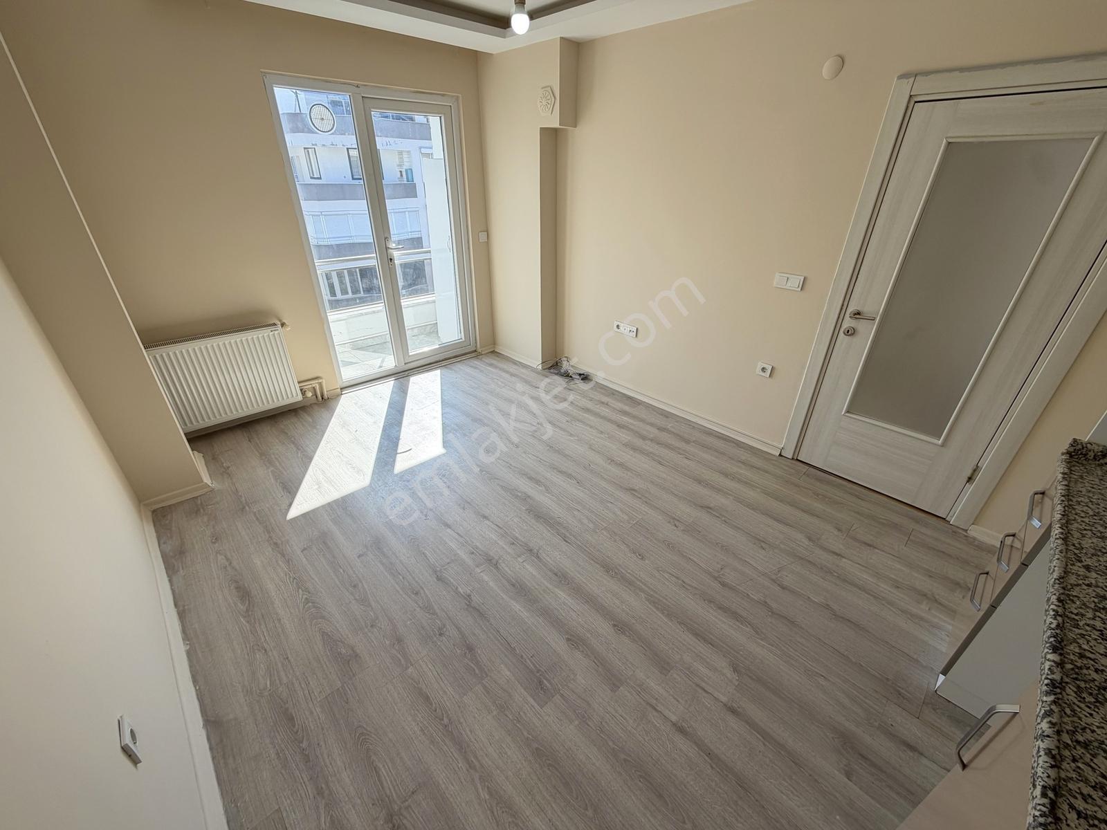 ▀güç'ten Altınkum'da Ön Cephe Asansörlü Kombili Kaçmaz 1+1 Daire - Görsel 29