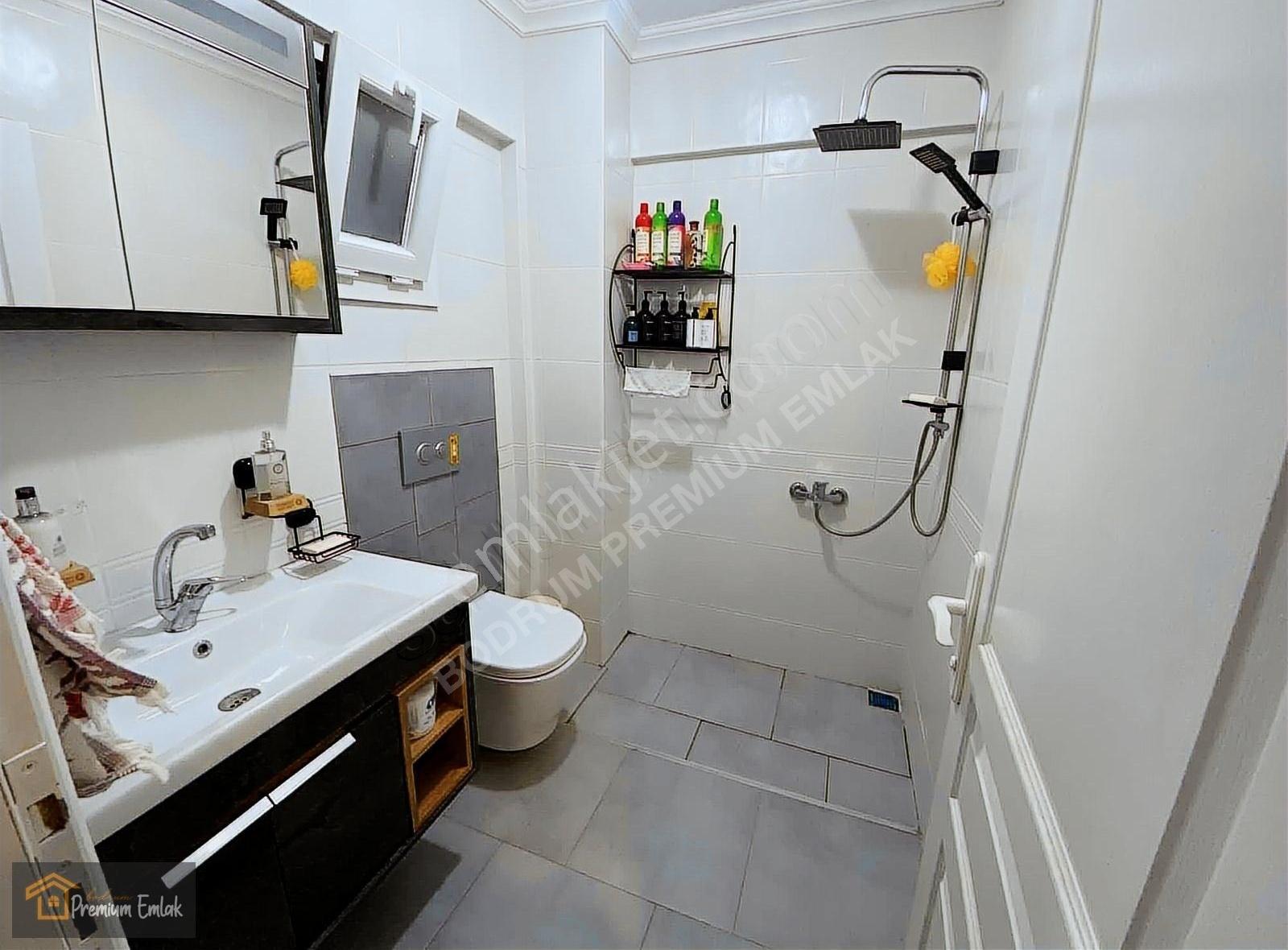 Yahşide Plajlı Sitede Deniz Manzaralı Havuzlu Satılık Villa - Görsel 7