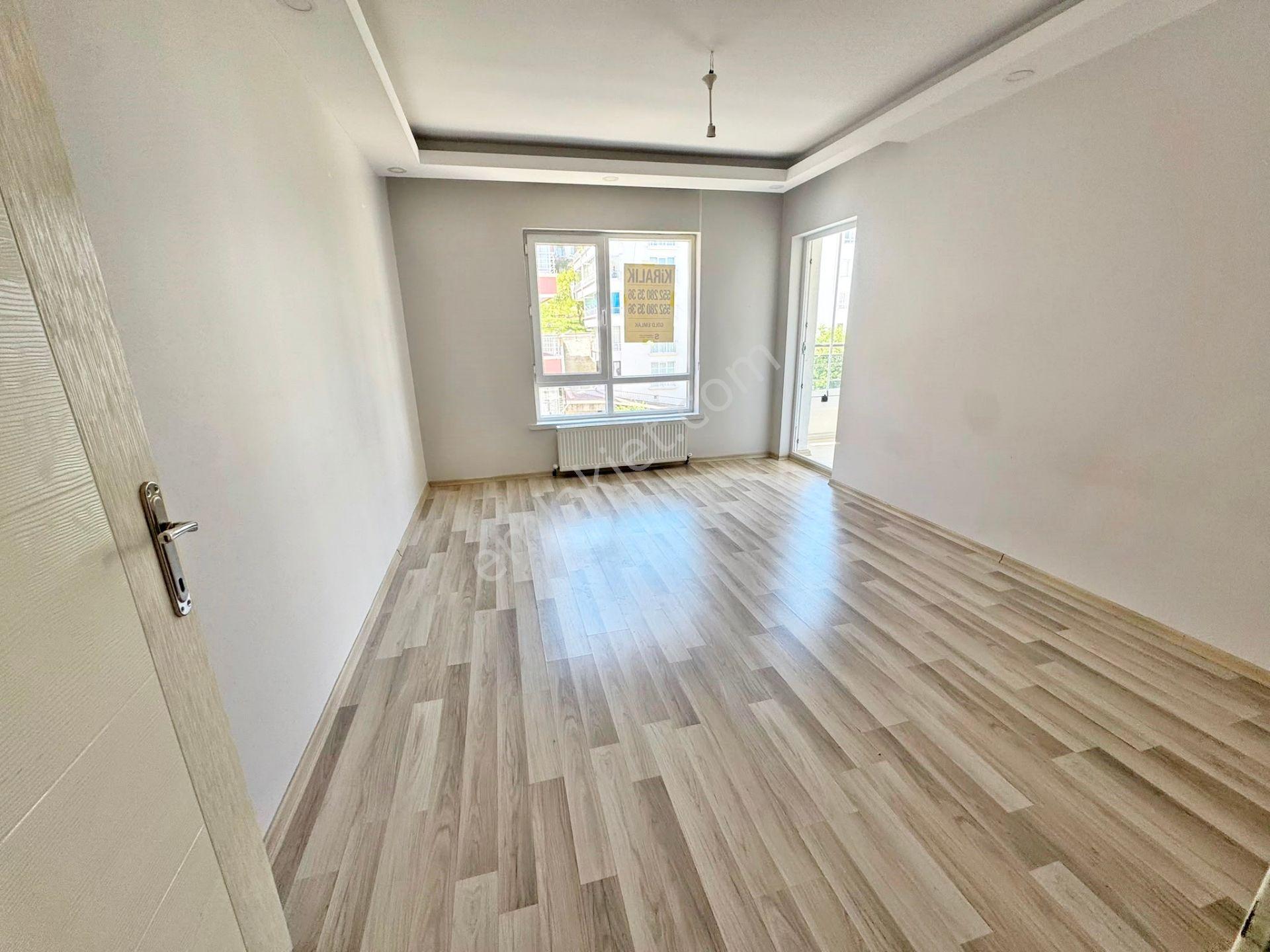 Cadde Yakını Merkezi Konum Yapılı Asansörlü Cam Balkonlu Çift Banyolu 3+1 Kiralık Daire - Görsel 11