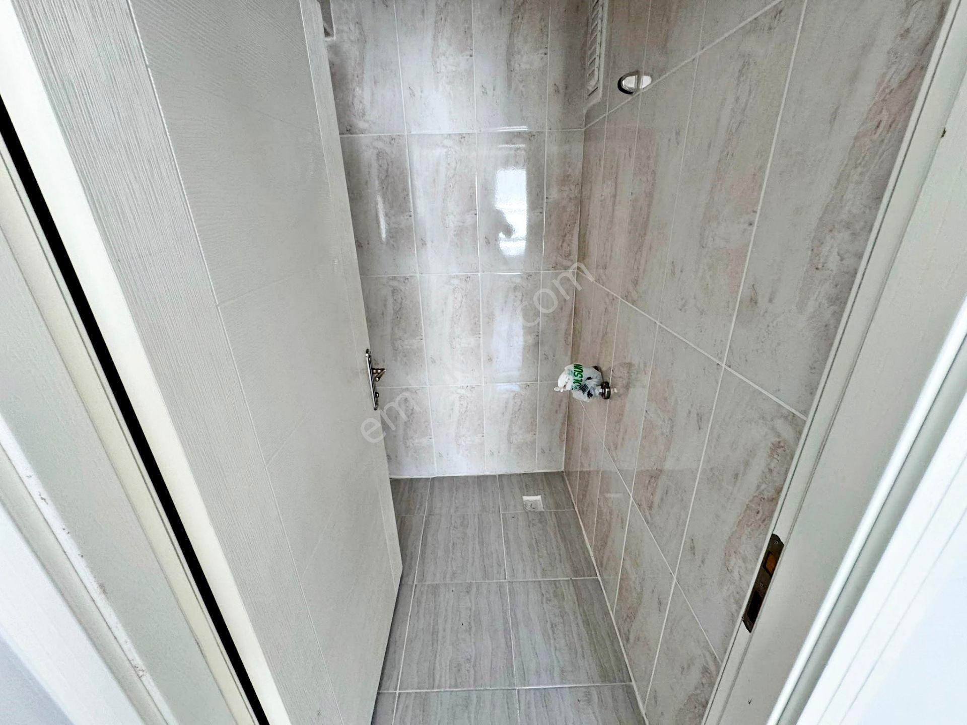 Cadde Yakını Merkezi Konum Yapılı Asansörlü Cam Balkonlu Çift Banyolu 3+1 Kiralık Daire - Görsel 30