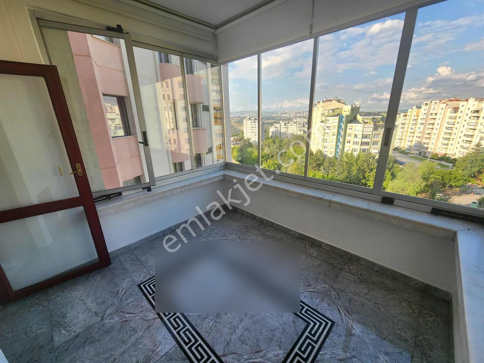 Ümitköy Metro Yakını Aykon Sitesi'nde 4+1 Kiralık Daire - Görsel 11