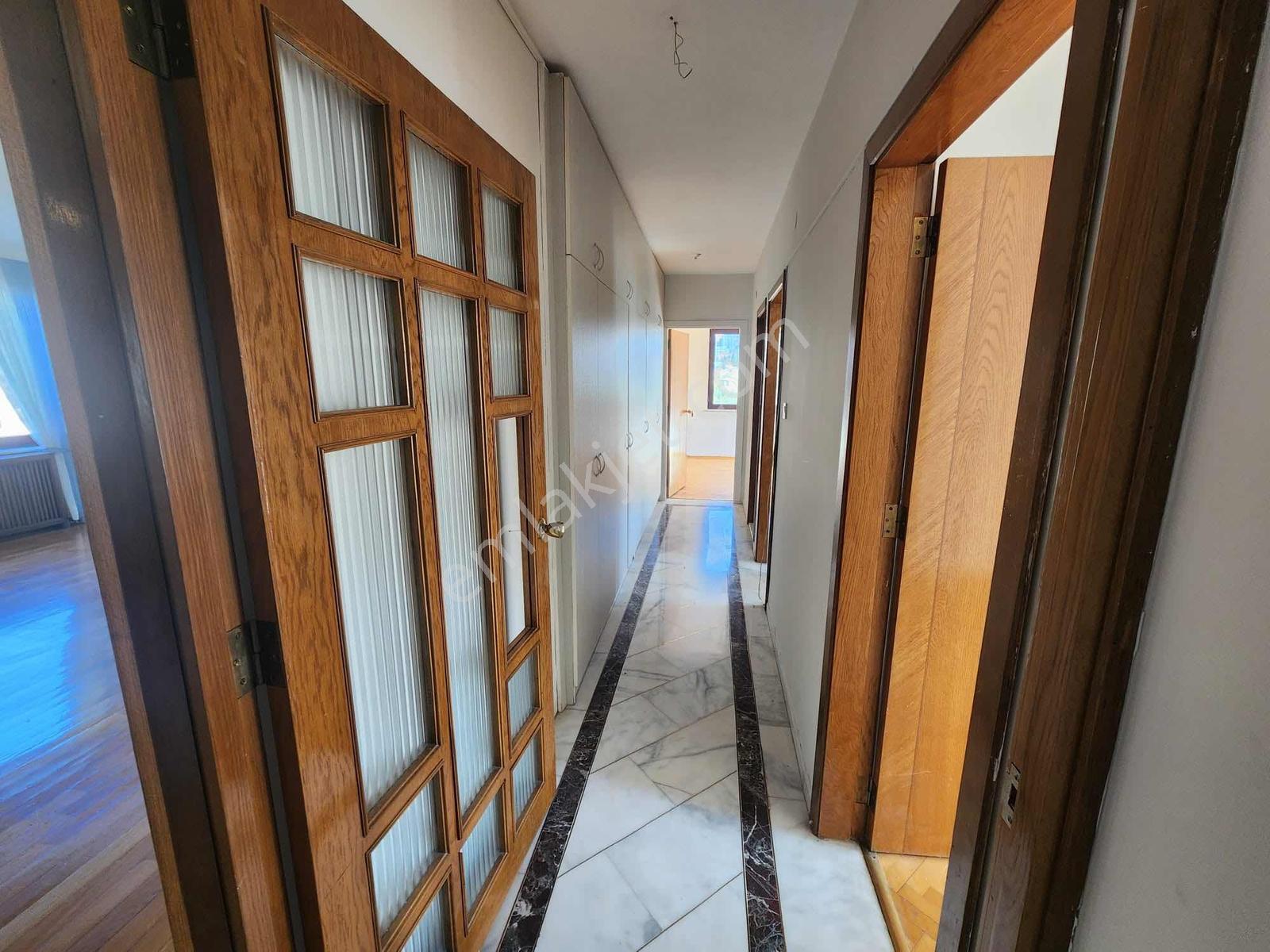 Ümitköy Metro Yakını Aykon Sitesi'nde 4+1 Kiralık Daire - Görsel 25