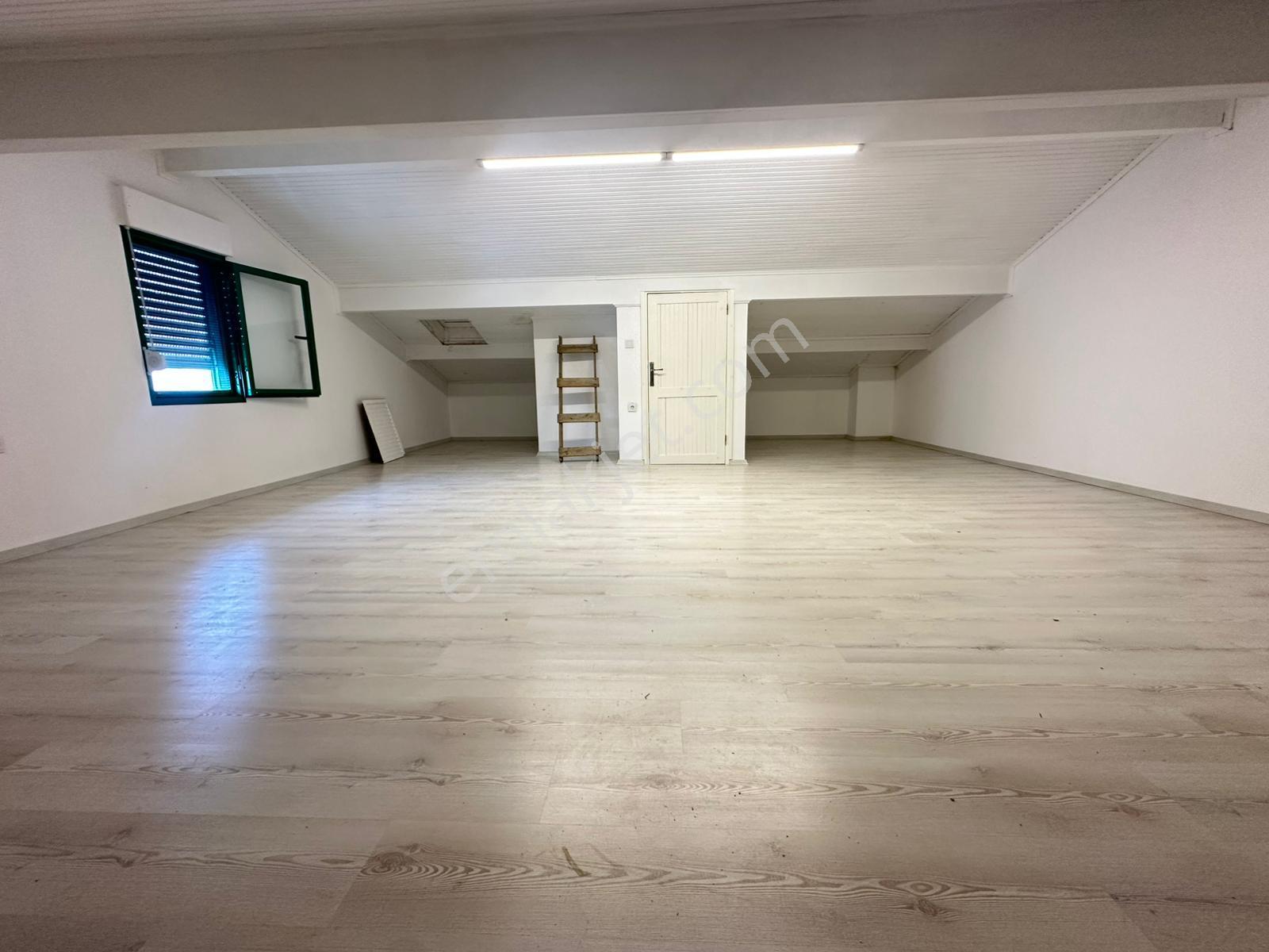 Tahir Emlak'tan | Denize 500 Metre | Full Tadilatlı | 4+1 Satılık Villa 🌿🏡 - Görsel 31