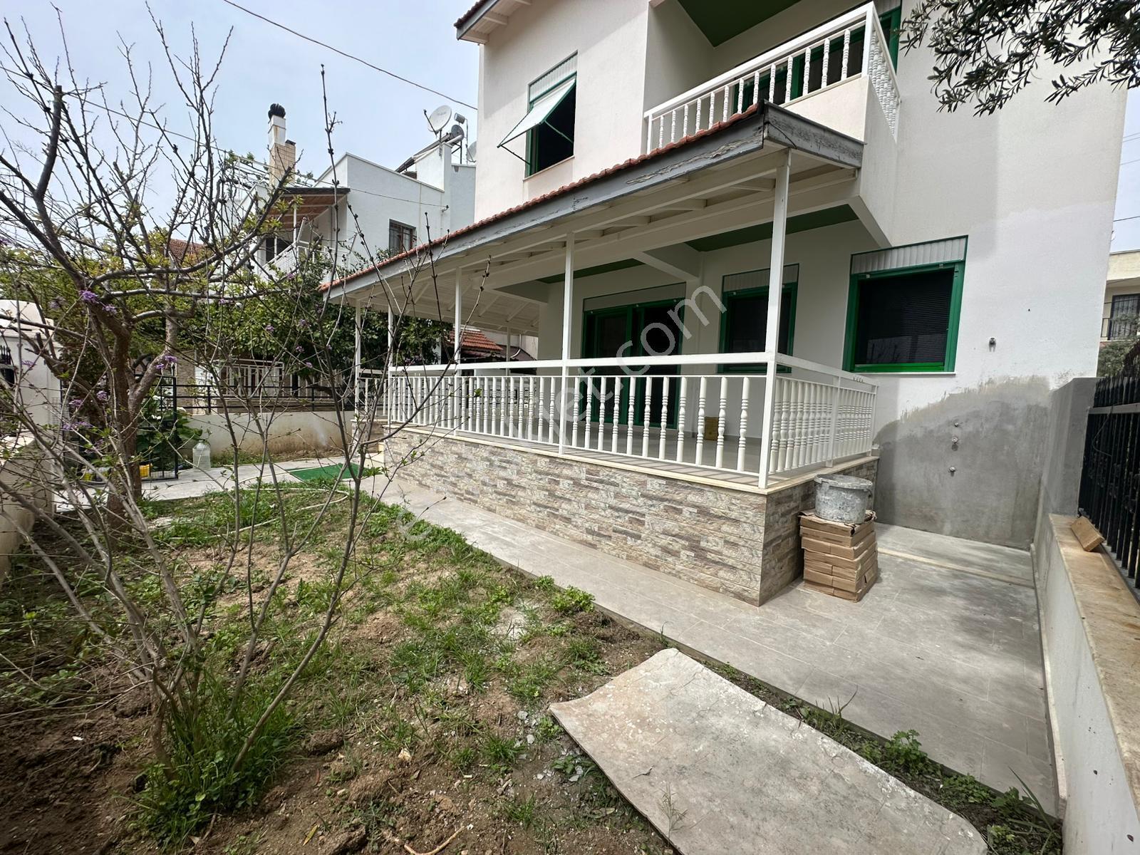 Tahir Emlak'tan | Denize 500 Metre | Full Tadilatlı | 4+1 Satılık Villa 🌿🏡 - Görsel 3