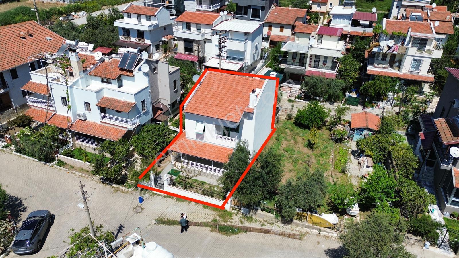 Tahir Emlak'tan | Denize 500 Metre | Full Tadilatlı | 4+1 Satılık Villa 🌿🏡