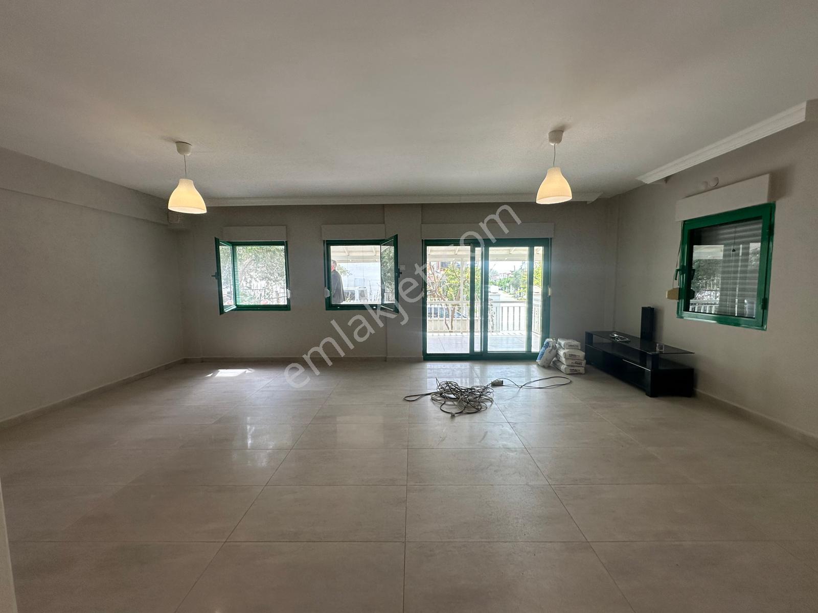 Tahir Emlak'tan | Denize 500 Metre | Full Tadilatlı | 4+1 Satılık Villa 🌿🏡 - Görsel 8