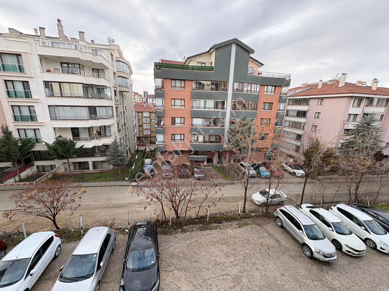 Göral Dan 3+1 Kabil Cad. Üzerinde Ara Kat Mantolamalı Merkezi - Görsel 11