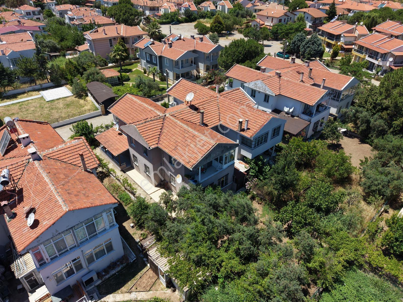 Ayvalık Sefa Çamlıkta Satılık 3+1 Villa Tipi Bahçeli Daire - Görsel 41
