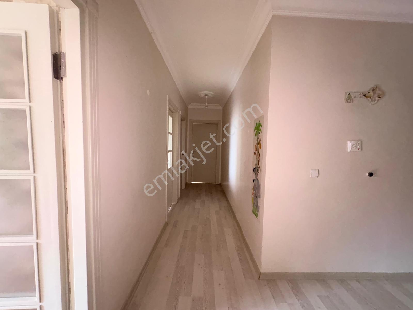 Beylikdüzü'nde Merkeze Yakın Kapalı Mutfak 2+1 Giriş Kat Daire - Görsel 11