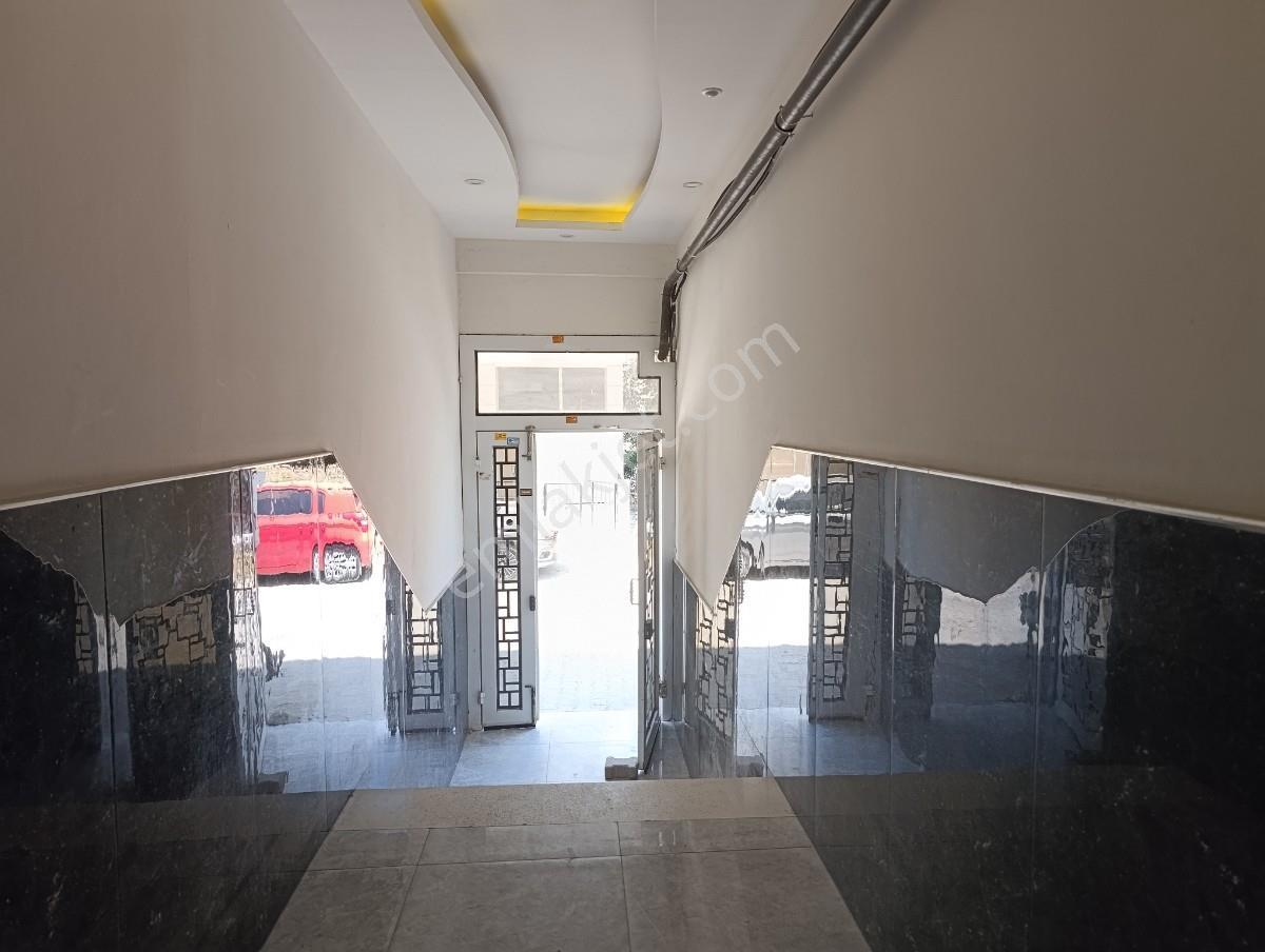 Manisa Yunus Emre Muradiye Mahallesinde 2+1 Satılık Daire - Görsel 17