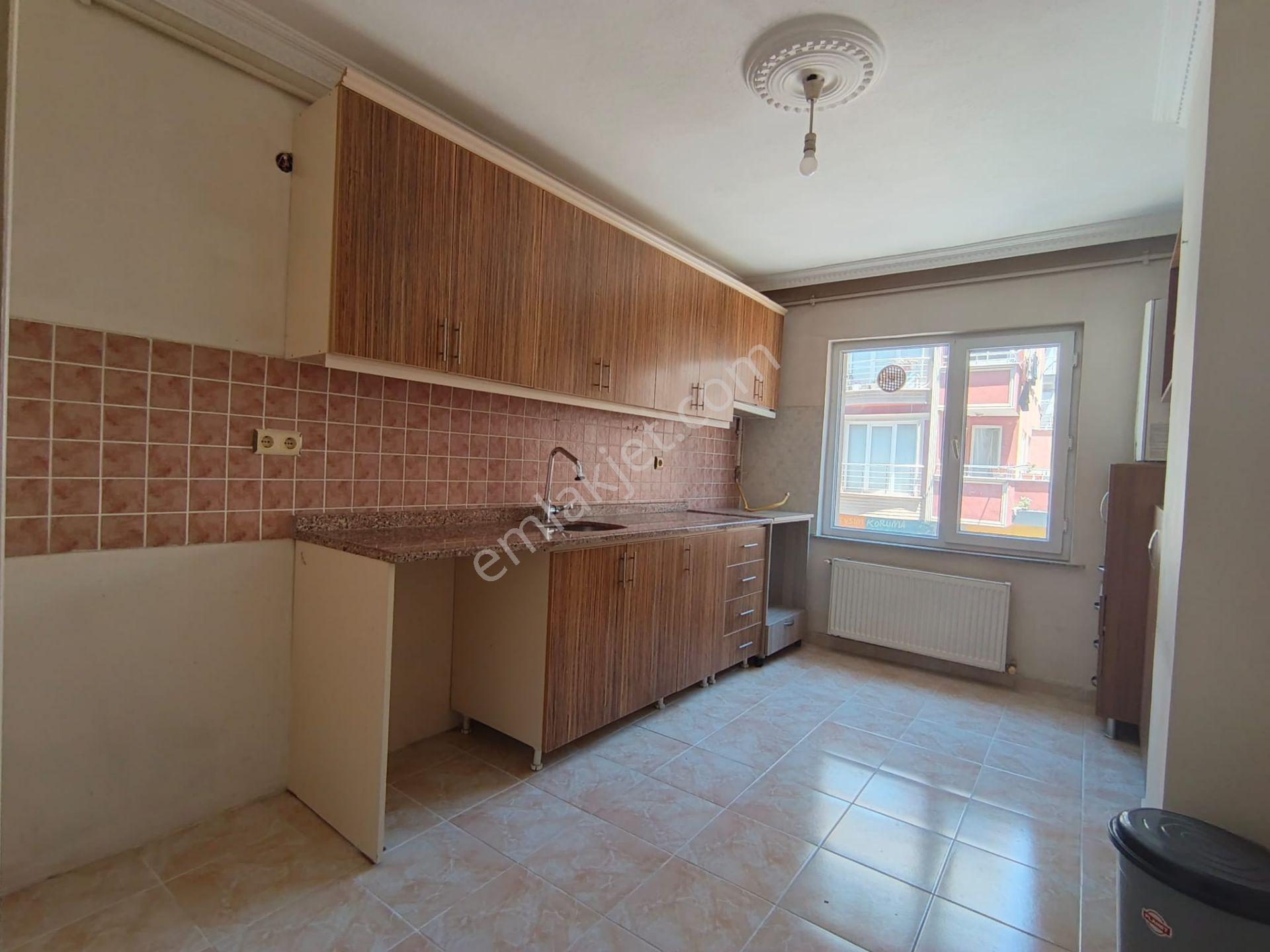 Çekmeköy Mimar Sinan Mh Kiralık 2+1 100m² Ara Kat Daire - Görsel 4