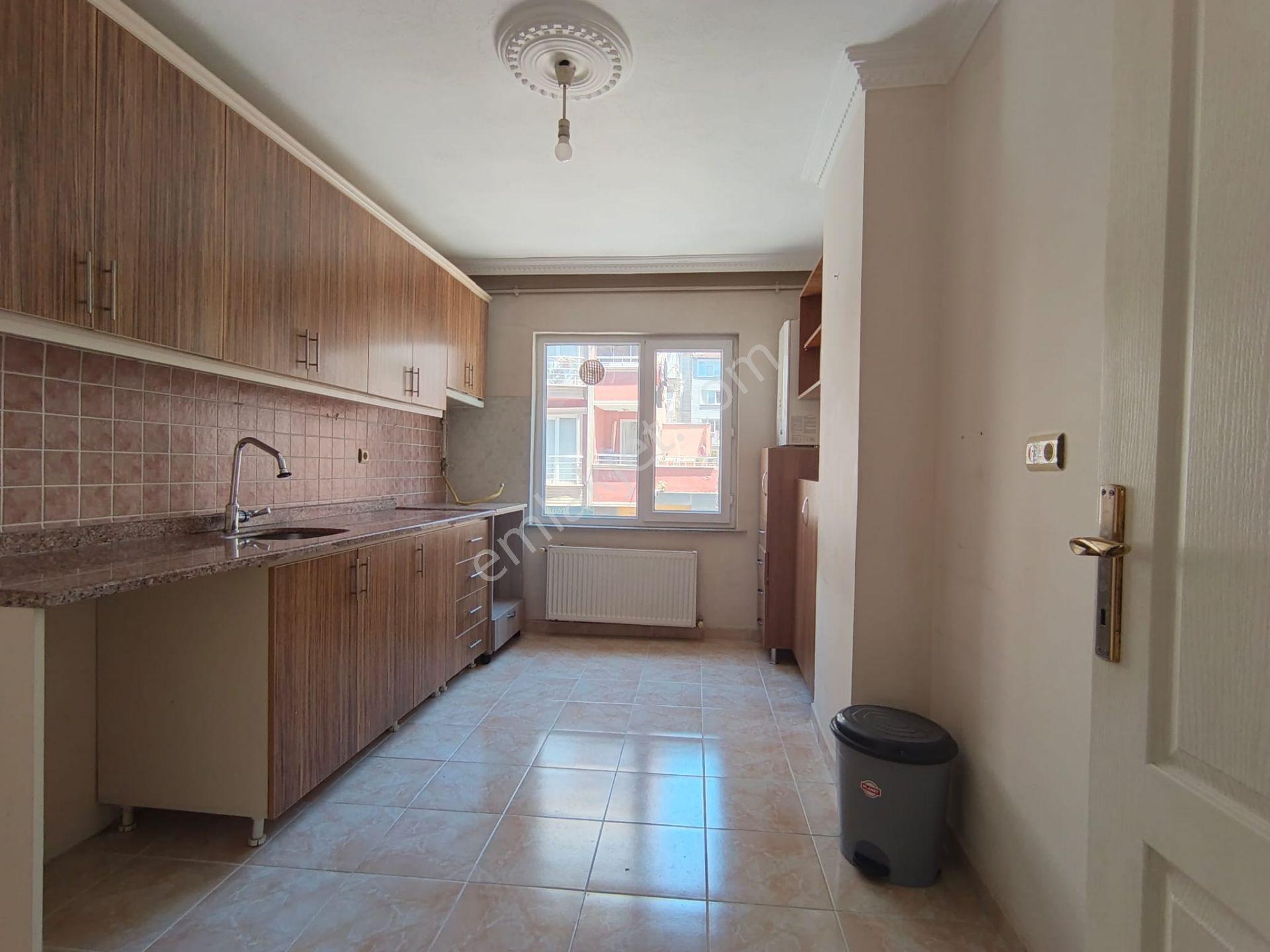 Çekmeköy Mimar Sinan Mh Kiralık 2+1 100m² Ara Kat Daire - Görsel 5