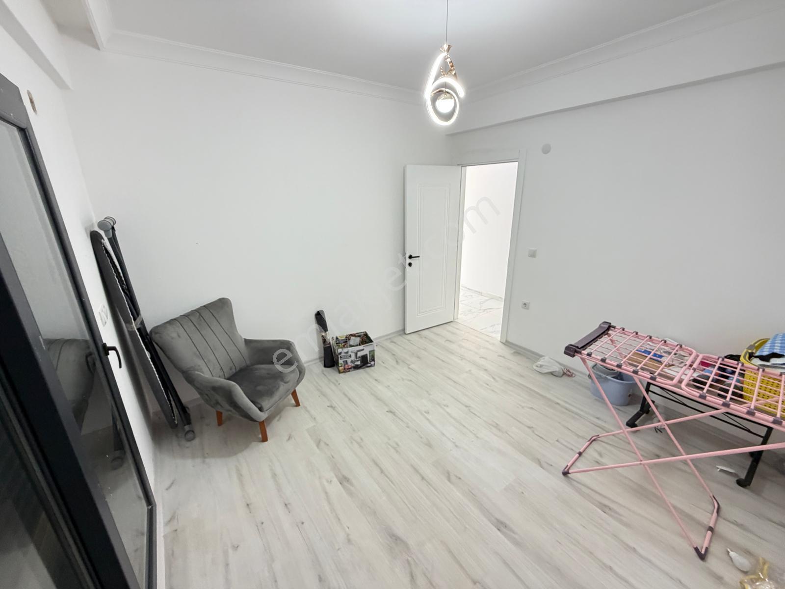Seferihisar'da:güneş Enerjili,yerden Isıtmalı,full Eşyalı Satılık 3+1 Villa - Görsel 16