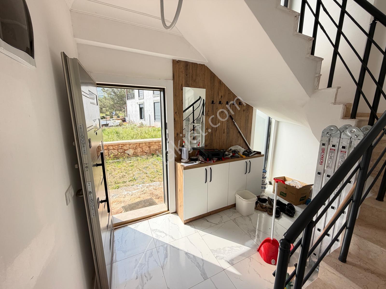 Seferihisar'da:güneş Enerjili,yerden Isıtmalı,full Eşyalı Satılık 3+1 Villa - Görsel 20