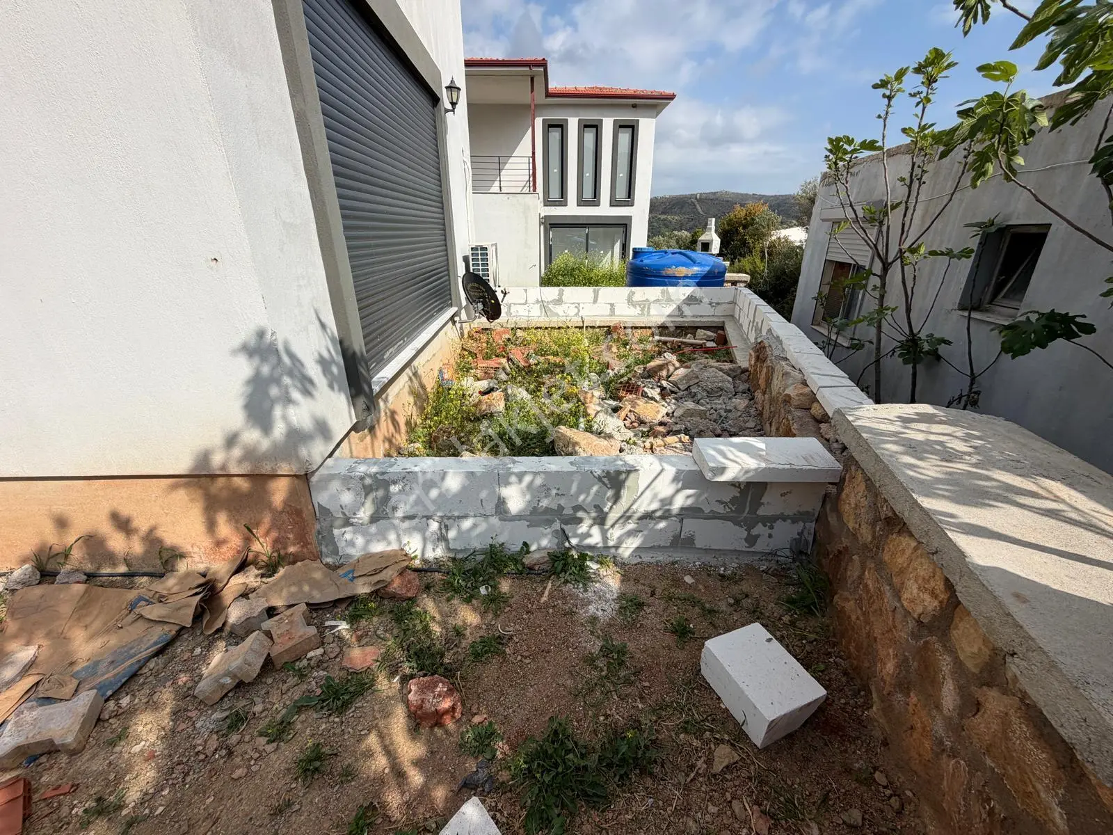 Seferihisar'da:güneş Enerjili,yerden Isıtmalı,full Eşyalı Satılık 3+1 Villa - Görsel 3