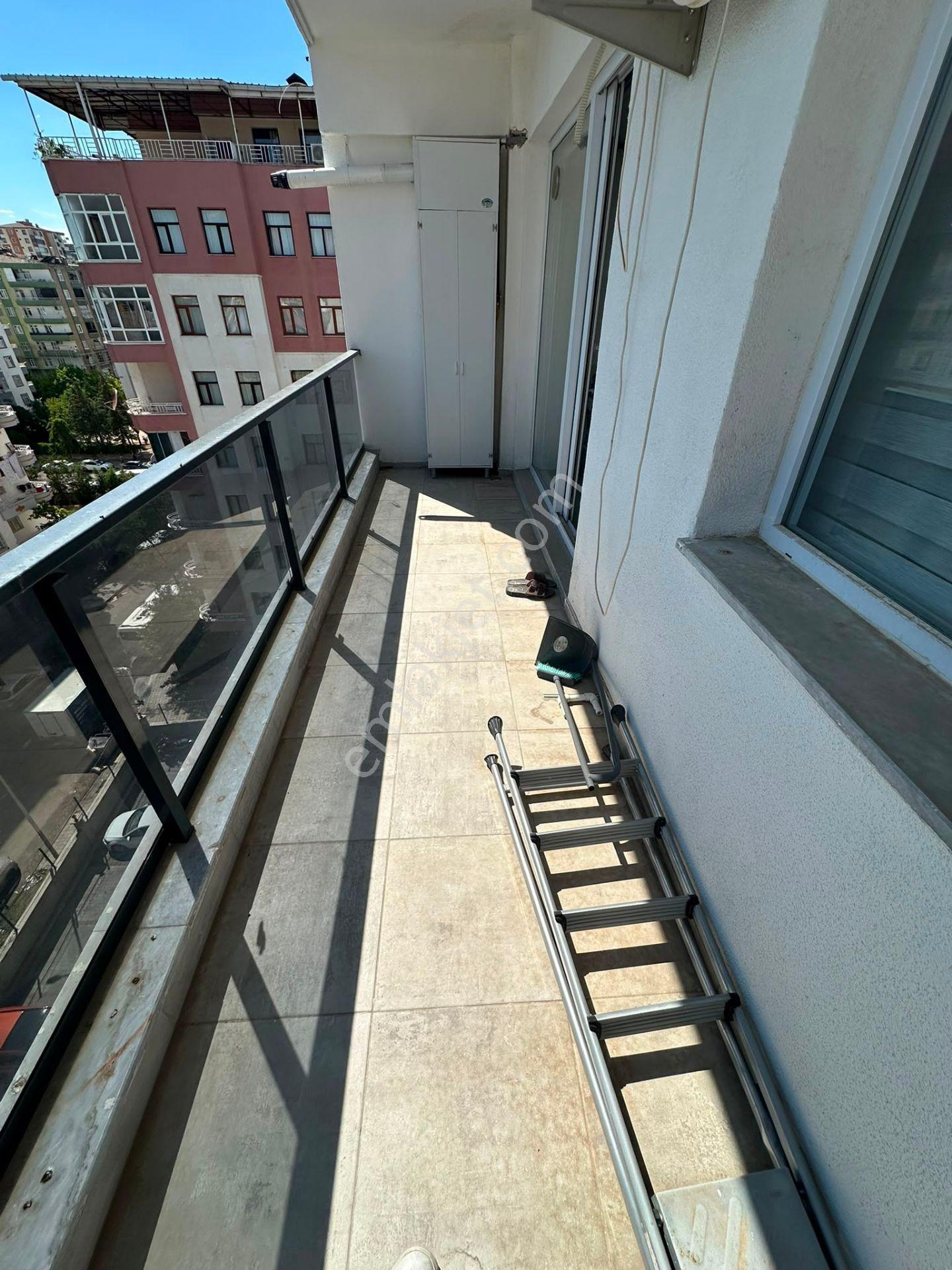 Rota Dan Kayalar Yapıda Eşyalı 2+1 Kiralık Lüks Daire - Görsel 15