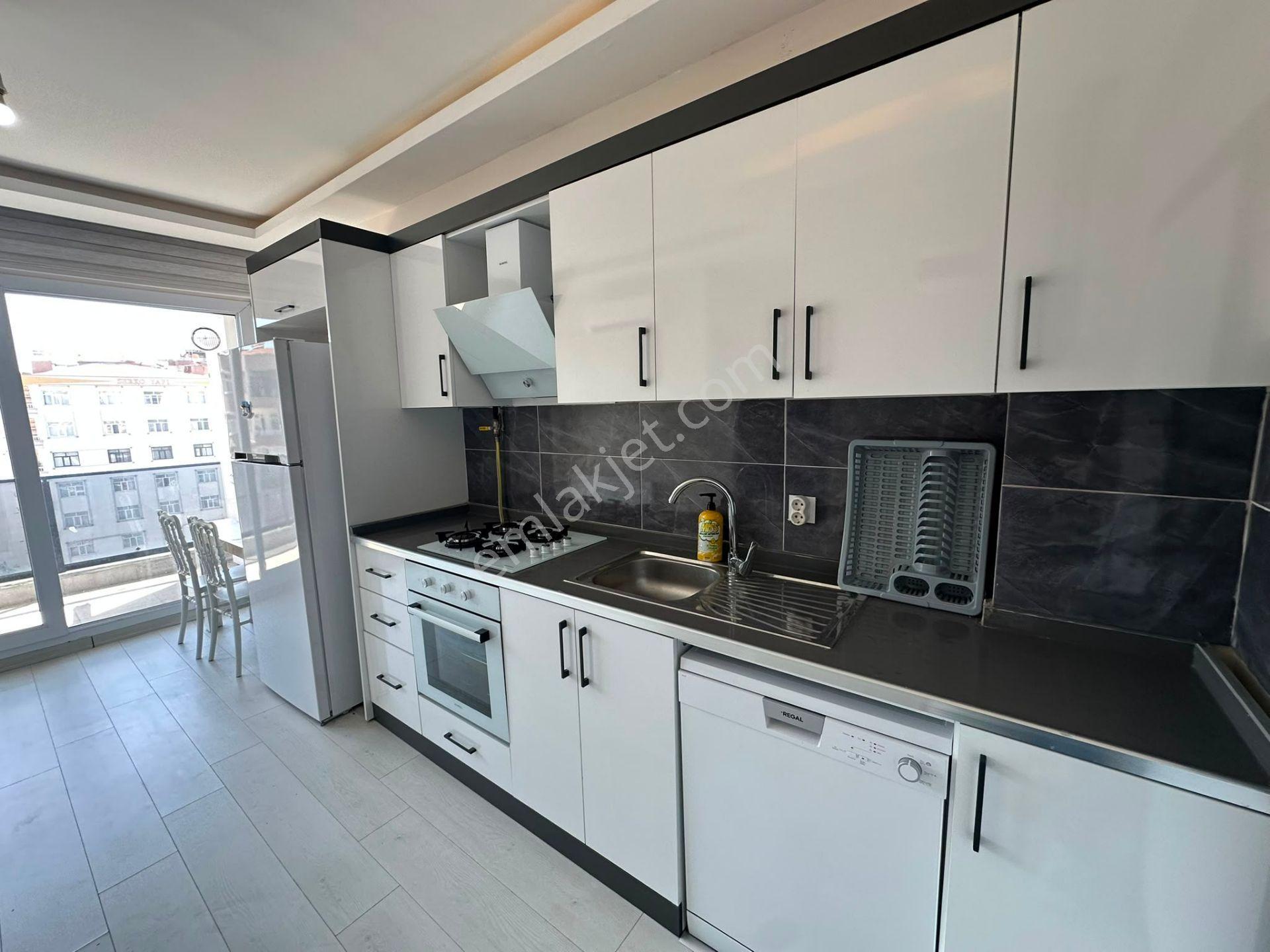 Rota Dan Kayalar Yapıda Eşyalı 2+1 Kiralık Lüks Daire - Görsel 4