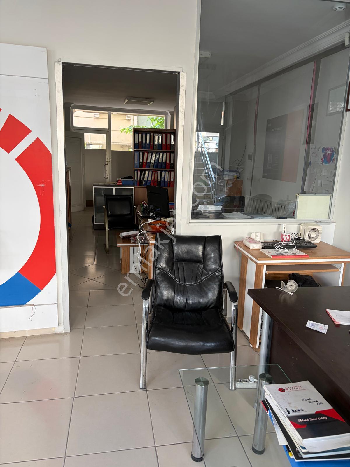 Merkezi Konumda Dükkan Ana Caddeye Yakın - Görsel 16