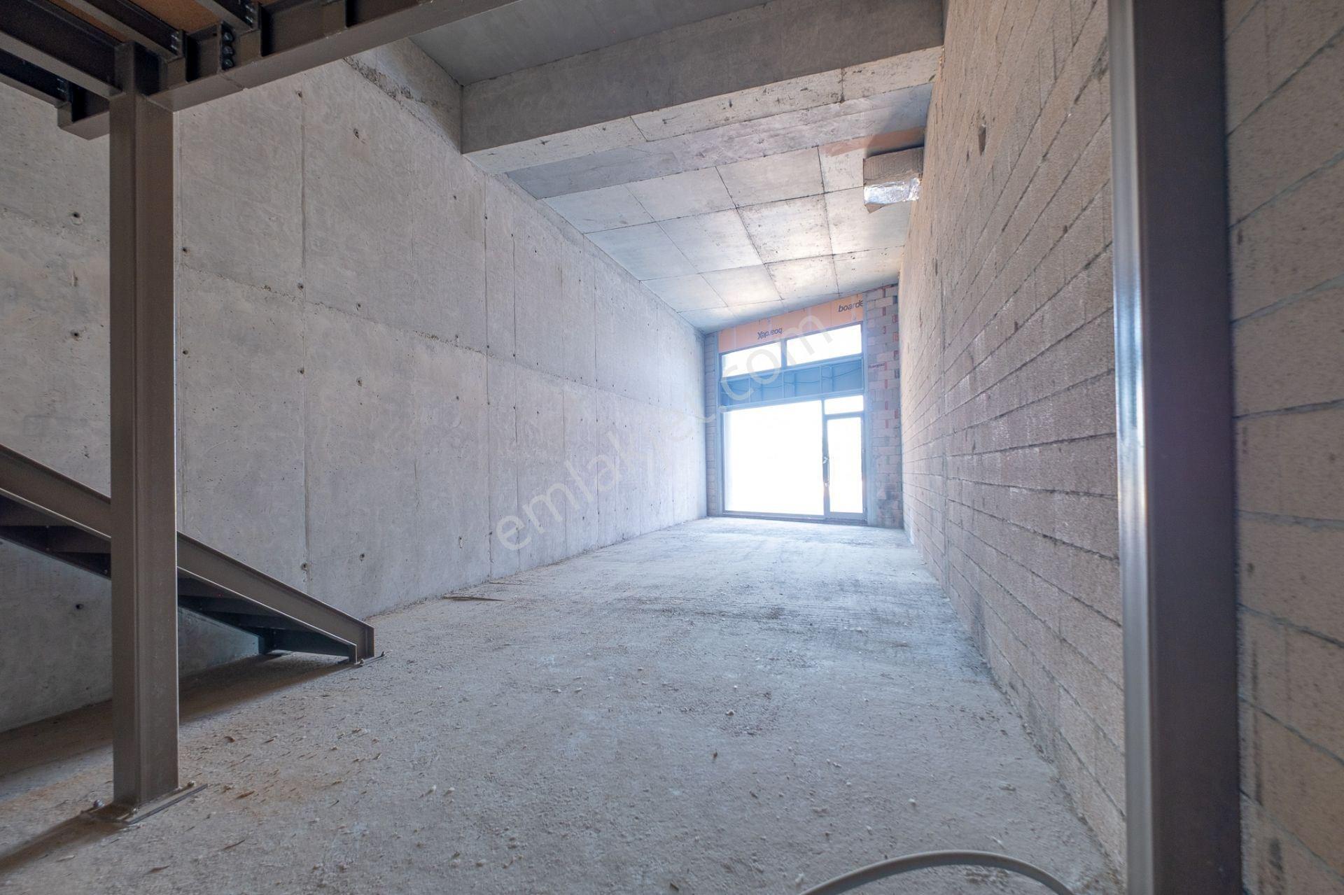 Sinpaş Finans Şehir Cadde Üstü Kiralık 100 M2 Dükkan - Görsel 6