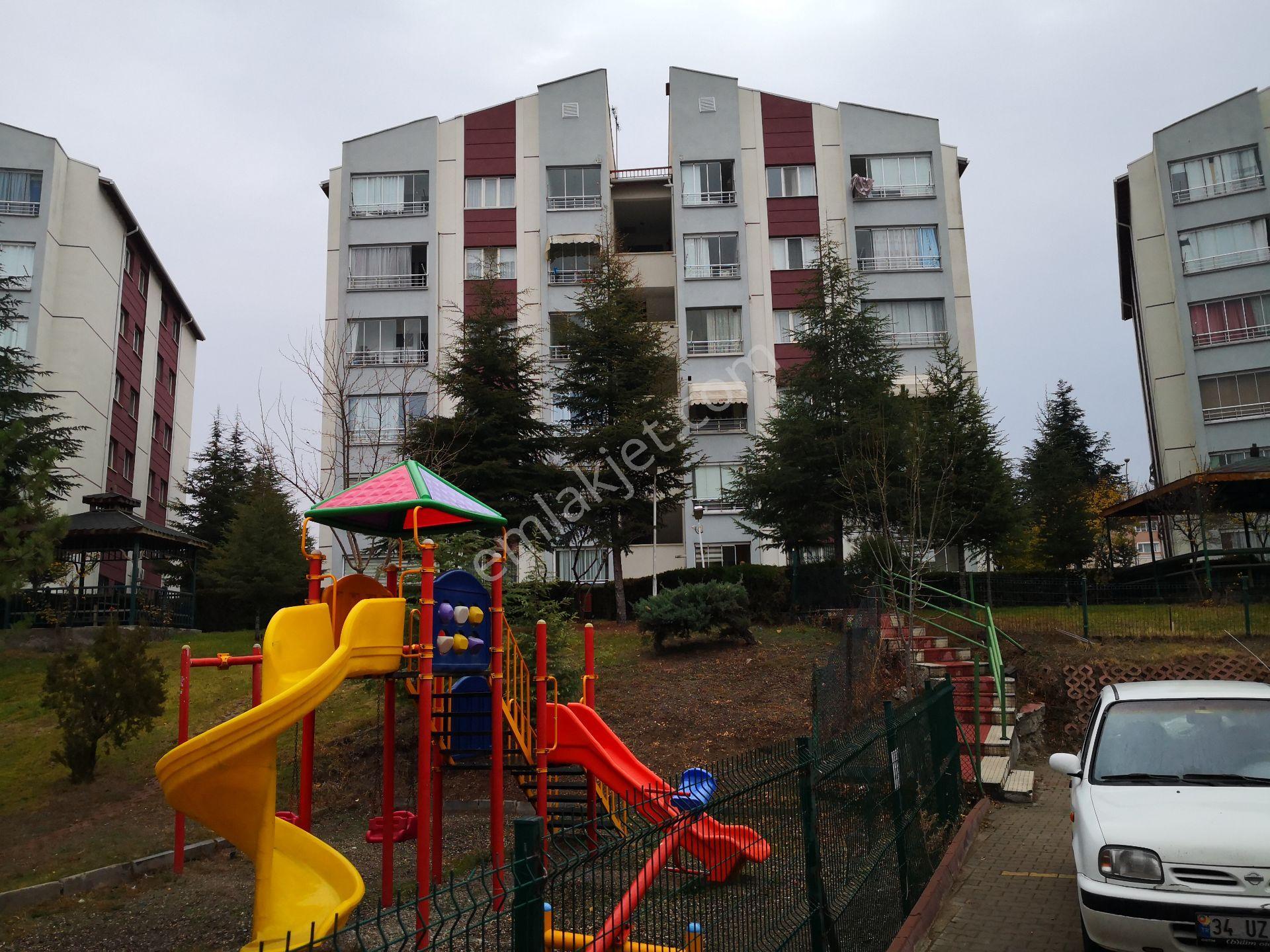 Ankara Batıkent Batısitesi’nde Masrafsız,ara Kat,sosyal Olanaklara Komşu Satılık 3+1 Daire - Görsel 25