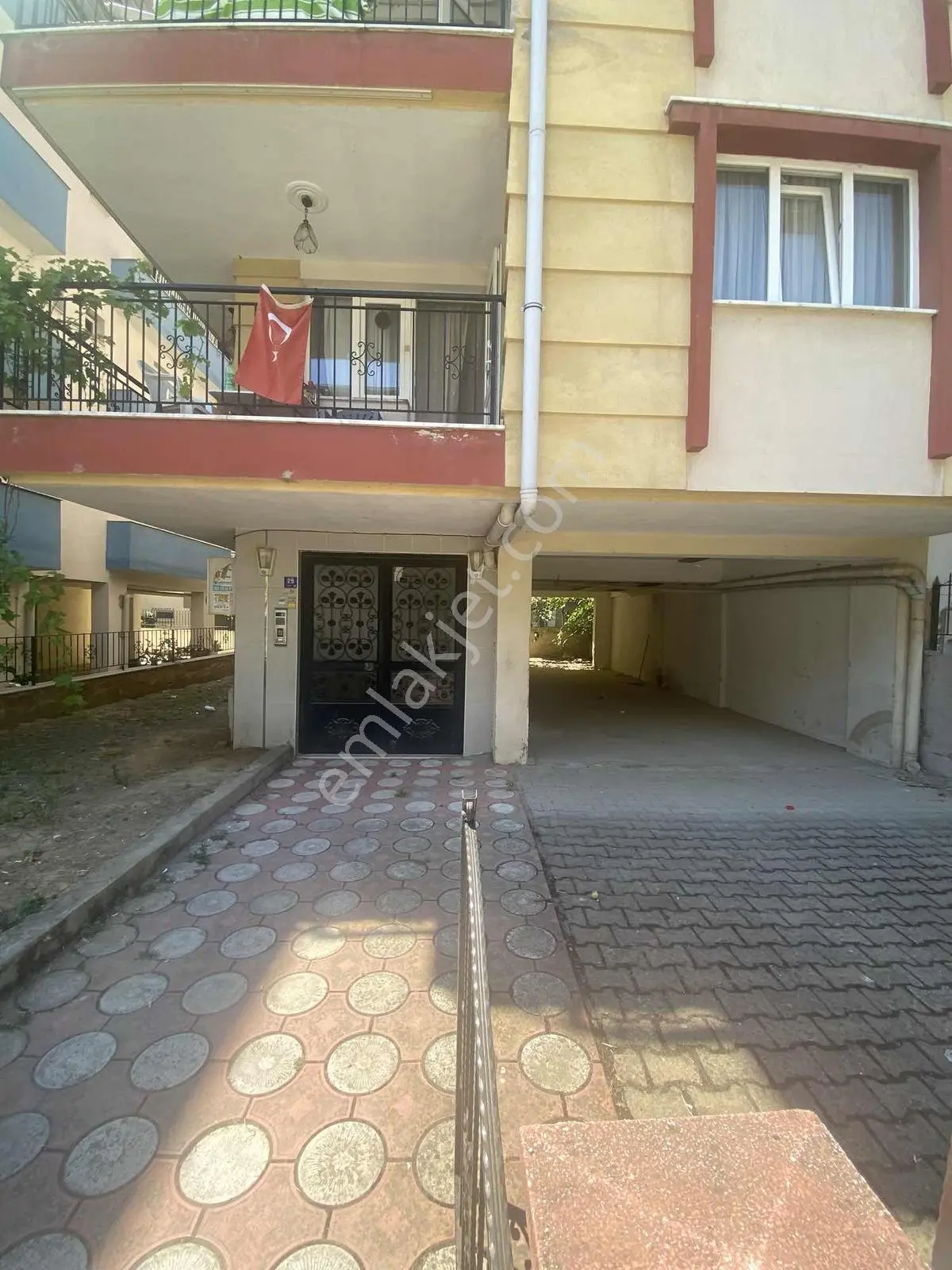 Aydın Girne Mahallesinde Kiralık 2+1 Daire