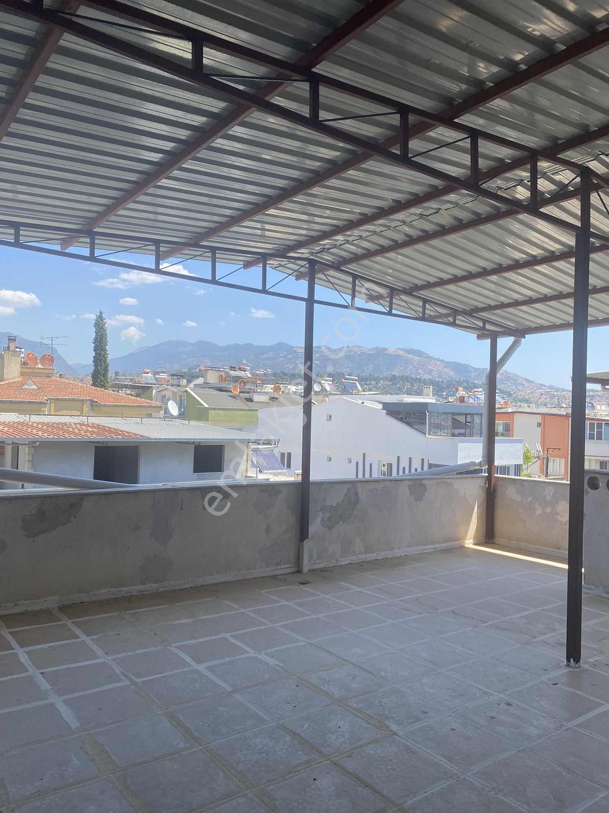 Aydın Girne Mahallesinde Kiralık 2+1 Daire - Görsel 4