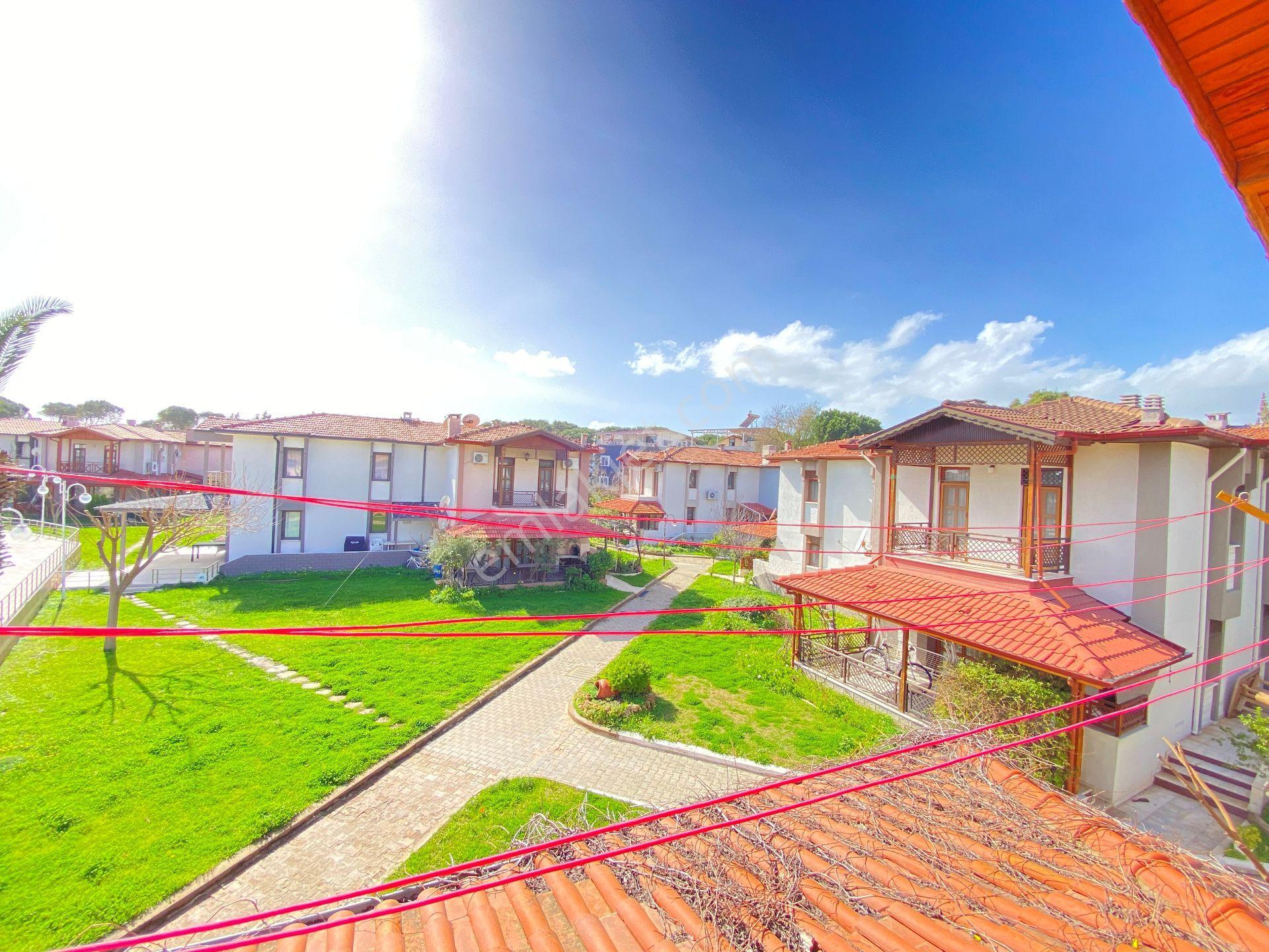 Seferihisar Erdem Tur Sitesi’nde Havuzlu Ve Güvenlikli Müstakil Konfor Satılık 3+1 Villa - Görsel 30
