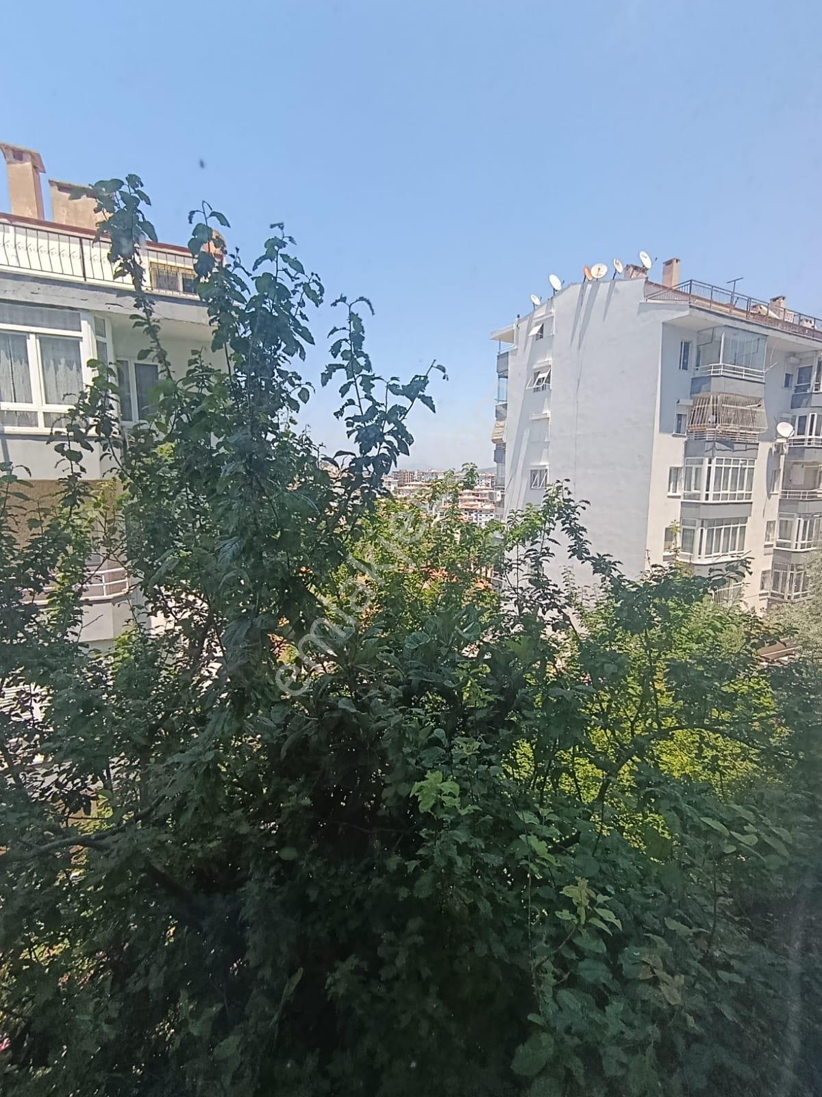 Kuşadası Kadınlar Plajına Yakın Satılık 2+1 Daire - Görsel 11