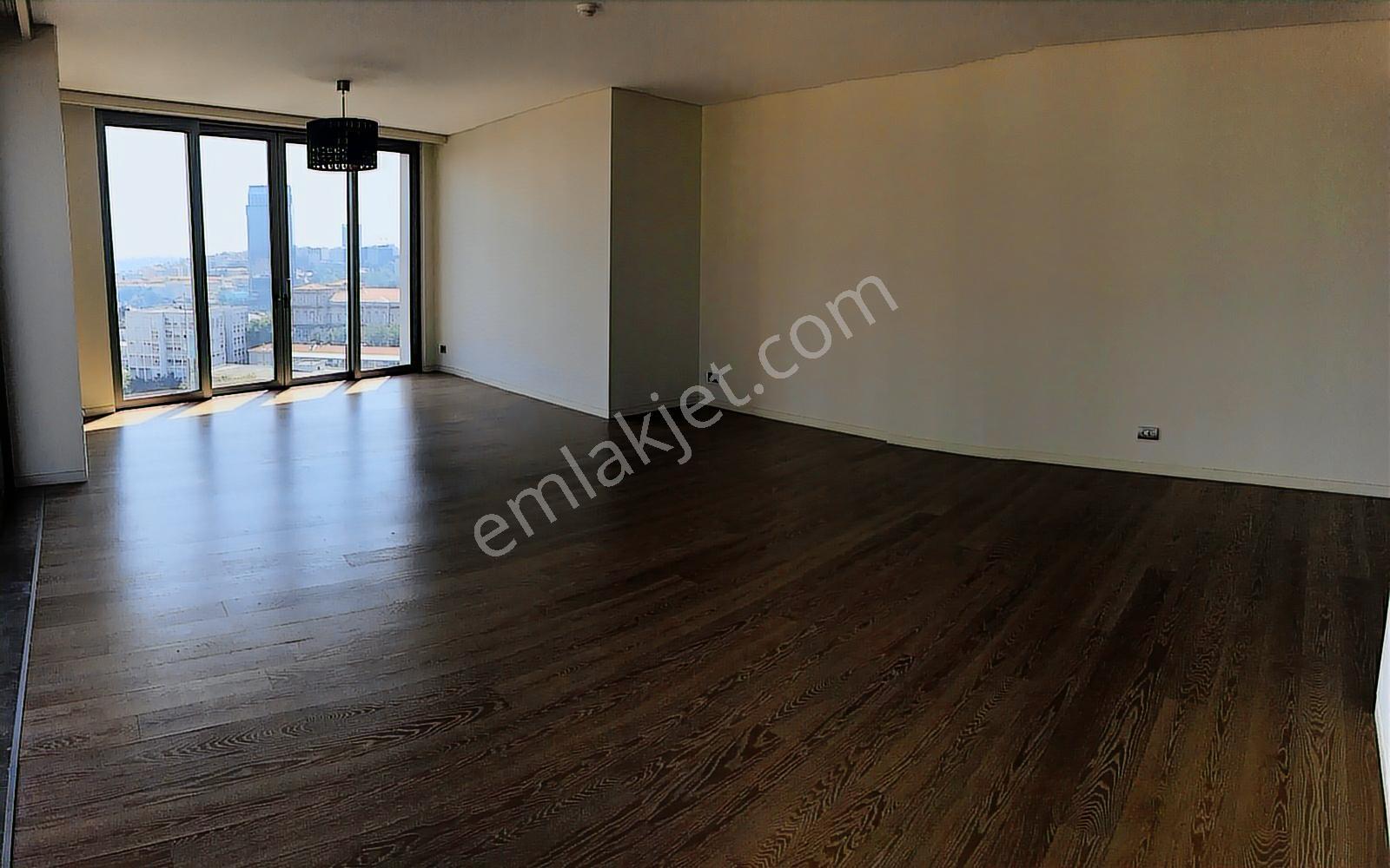 Maçka Armani Boğaz Manzaralı Kiralık Teraslı 4+1 Lüks Daire - Görsel 15