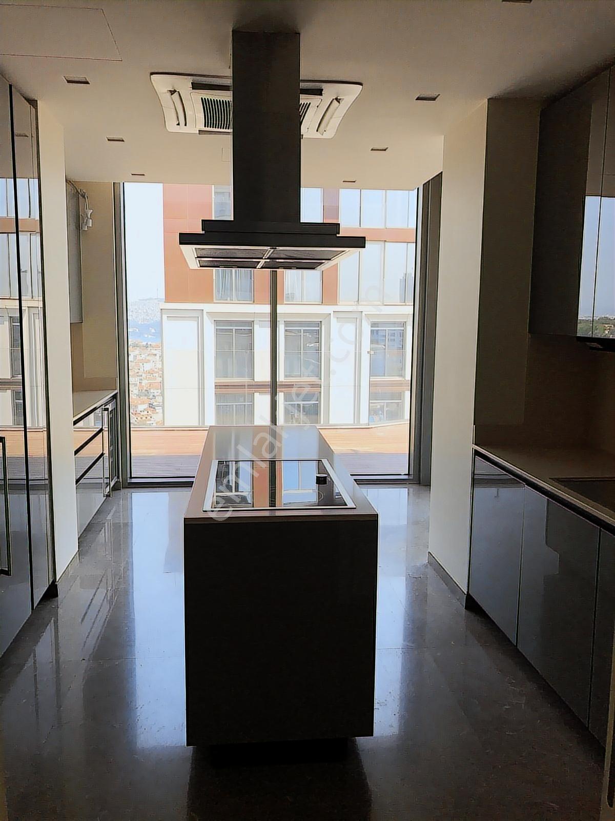Maçka Armani Boğaz Manzaralı Kiralık Teraslı 4+1 Lüks Daire - Görsel 17
