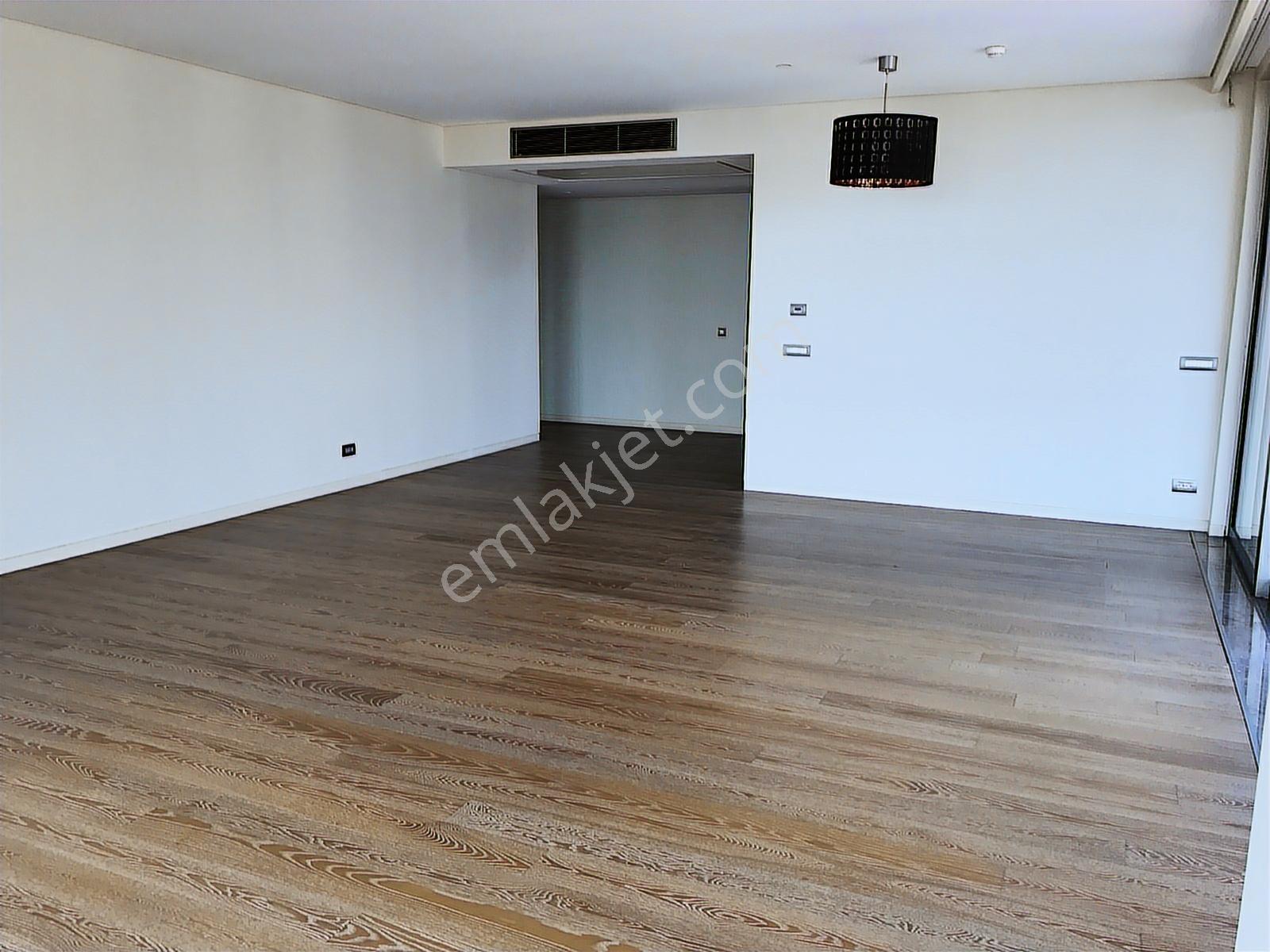 Maçka Armani Boğaz Manzaralı Kiralık Teraslı 4+1 Lüks Daire - Görsel 24