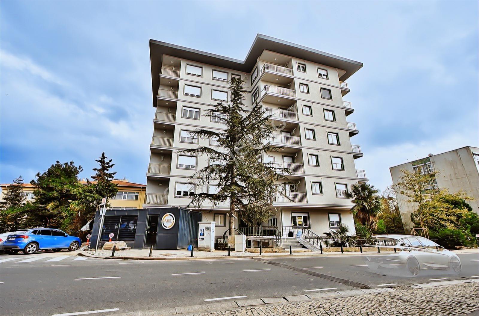 Akmerkez Yurume Mesafesı Yenı Bına Garajlı Asansorlu 2+1 Giriş - Görsel 2