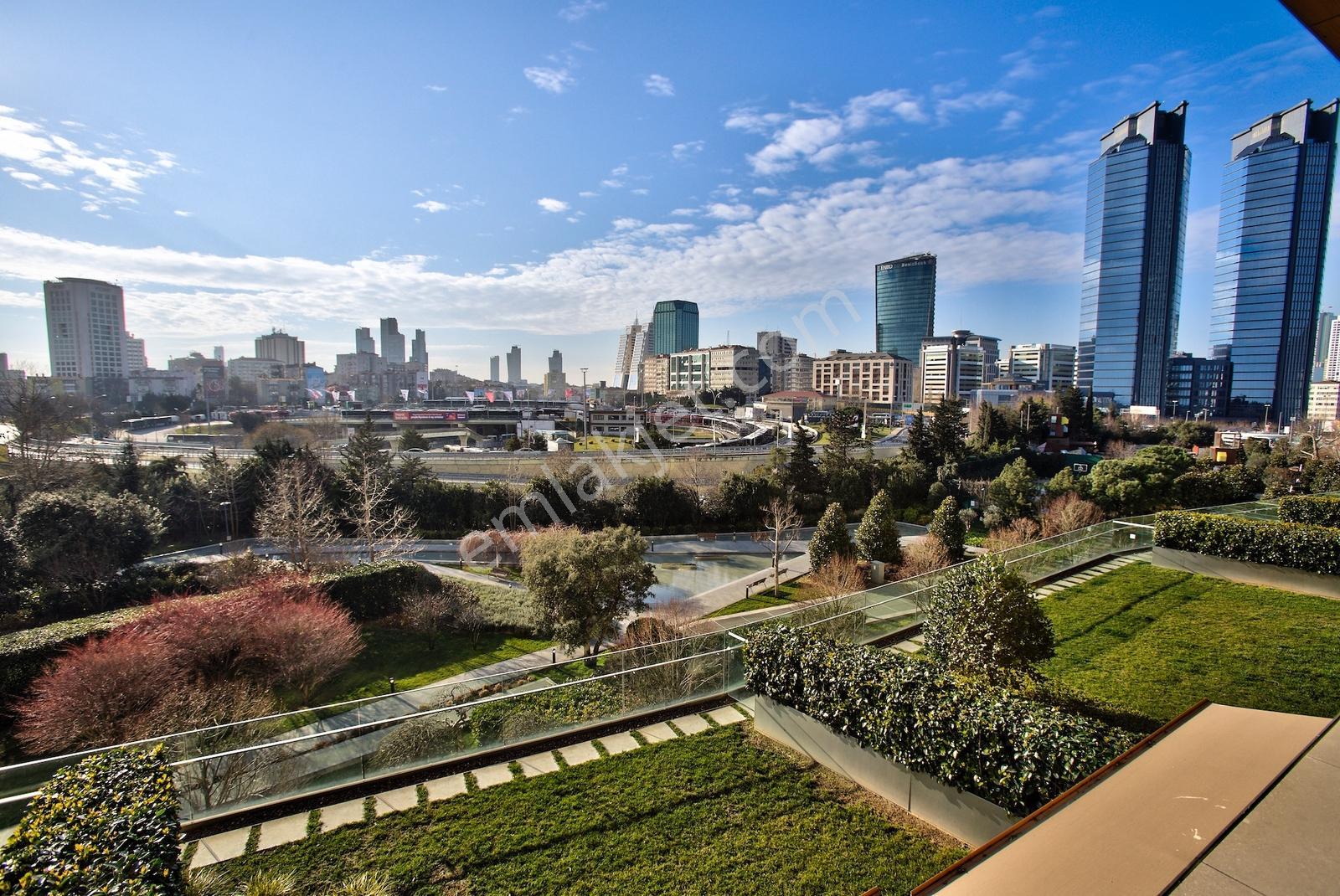 Zorlu Center Kiralık 198 M2 Avantajlı Şık Ofis 4 Bölüm - Görsel 22