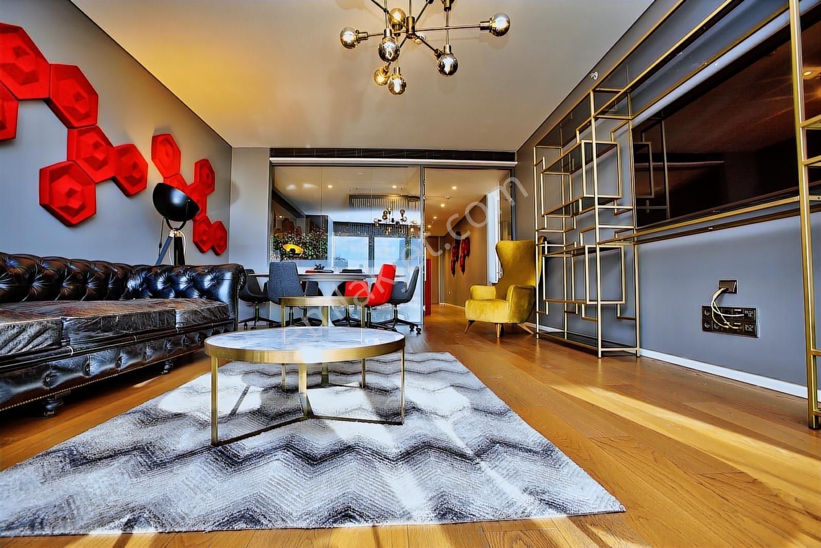 Zorlu Center Kiralık 198 M2 Avantajlı Şık Ofis 4 Bölüm - Görsel 8