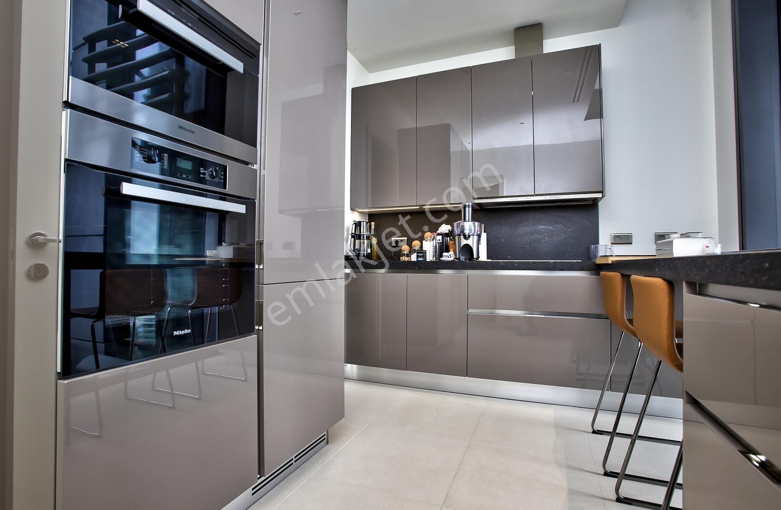 Çiftçi Towers Satılık C Tipi 3+1 Yüksek Kat Boğaz Manzaralı - Görsel 4