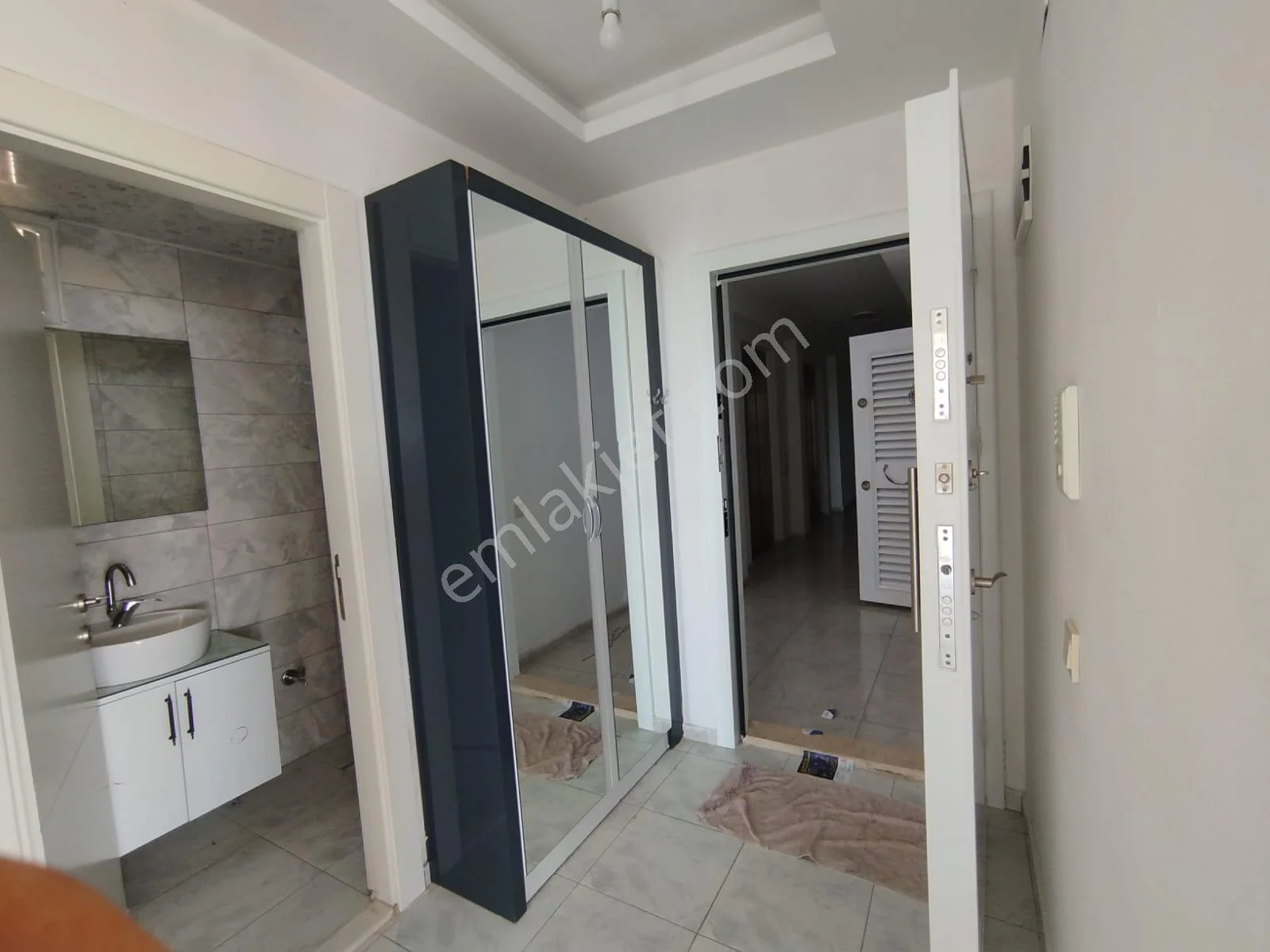 Erdemli Arpaç'ta Deniz Manzaralı, Havuzlu 2+1 Kiralık Daire - Görsel 4